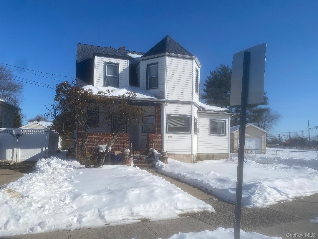 #1 photo, 2379 Rockwood Avenue, ナッソー郡 Baldwin , NY 11510