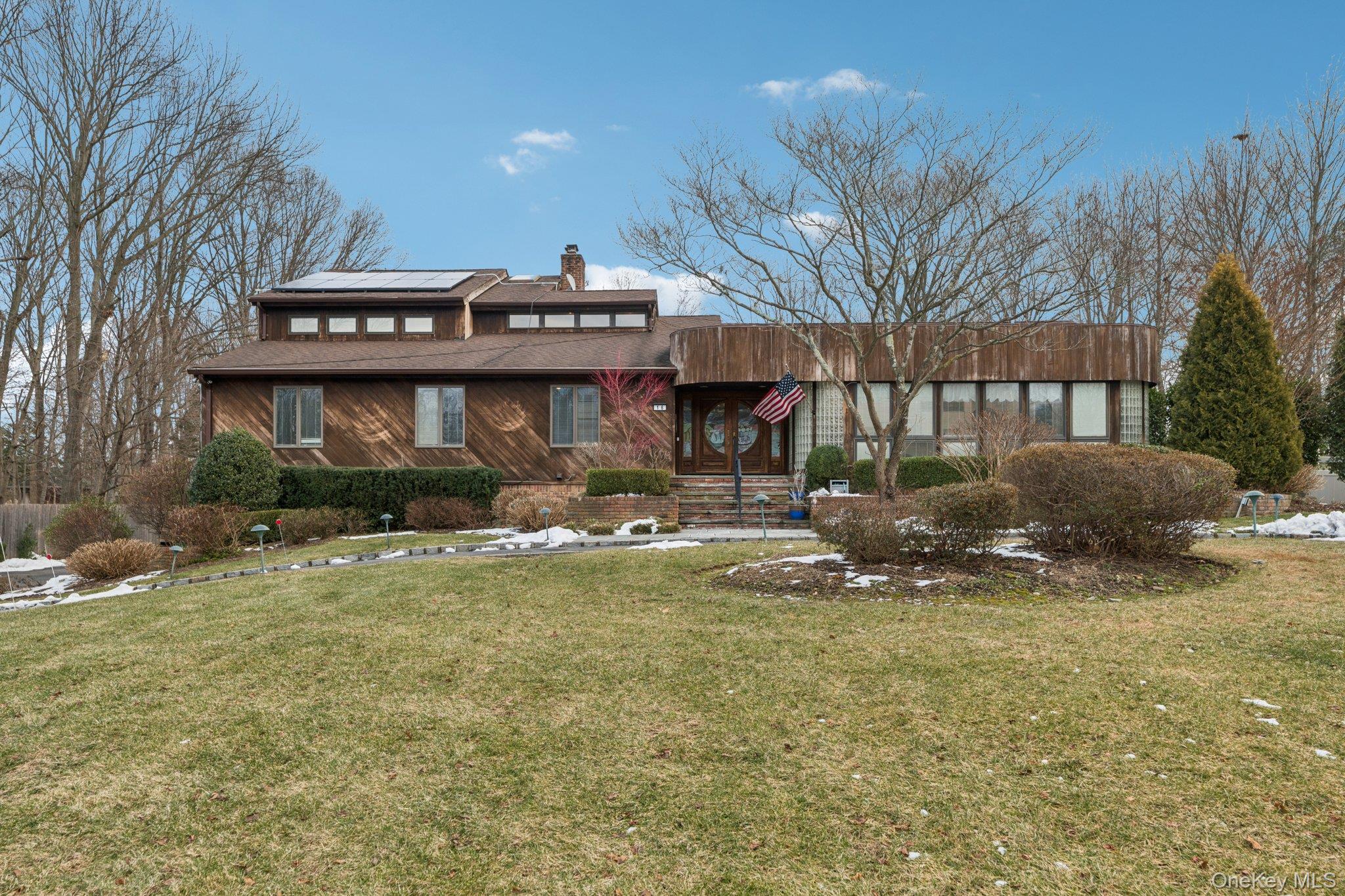 #1 photo, 16 Fox Hollow Ridings Road, サフォーク郡 Northport , NY 11768