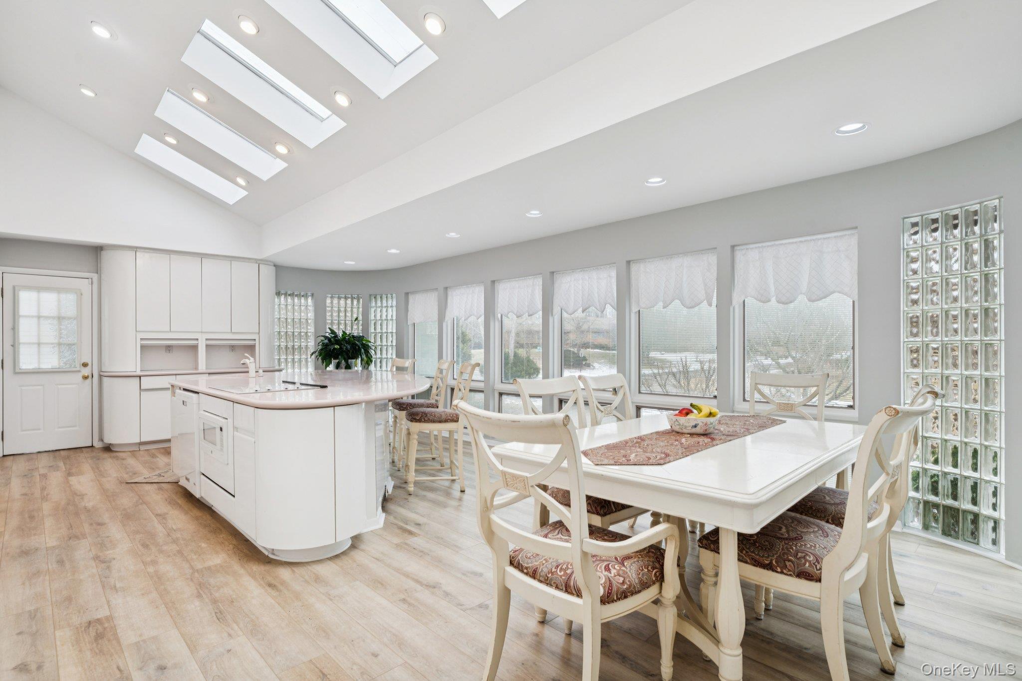 #13 photo, 16 Fox Hollow Ridings Road, サフォーク郡 Northport , NY 11768