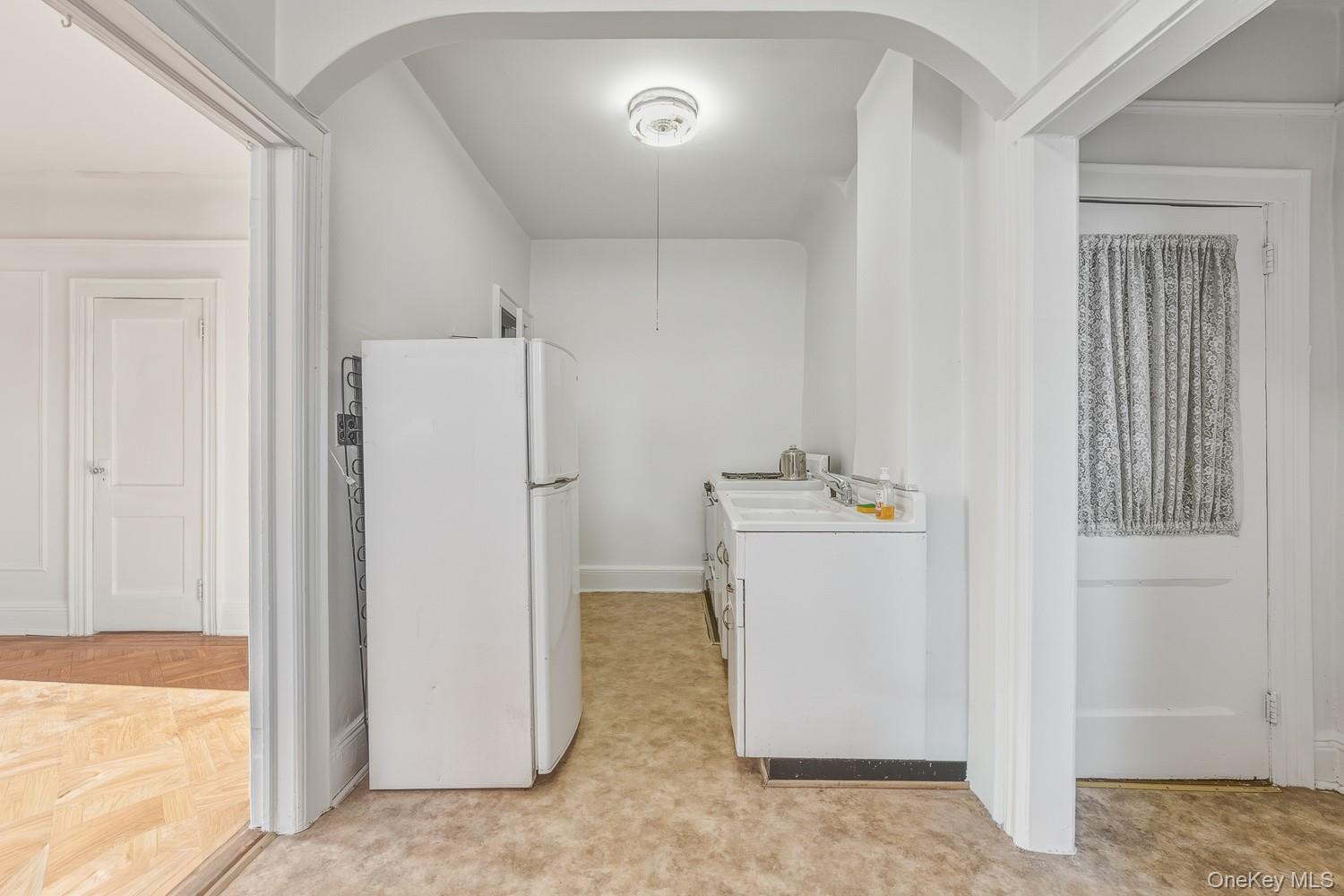 #11 photo, 2120 22nd Road, 皇后区 Astoria , NY 11105