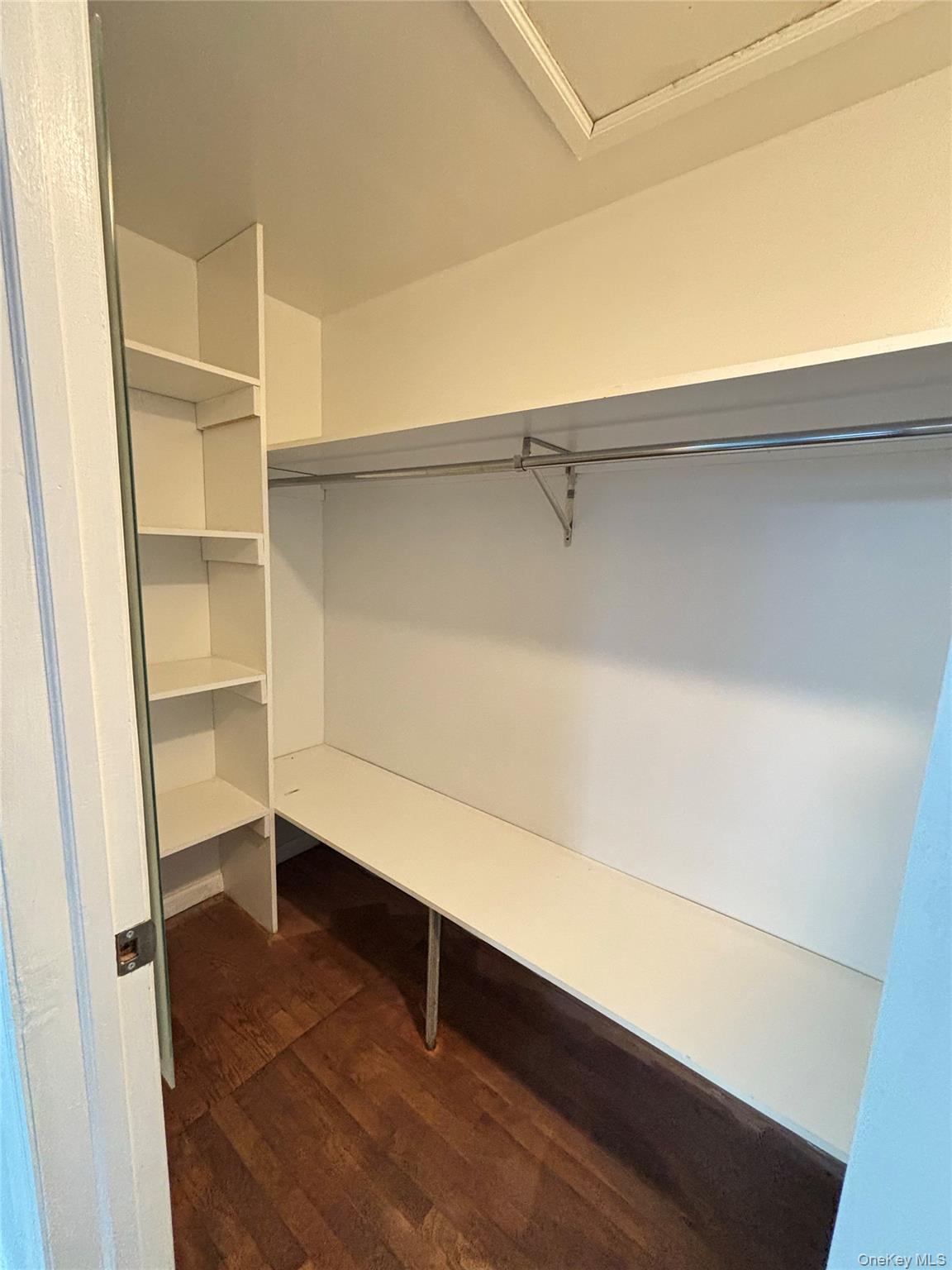 #12 photo, 105 Seaman Road, ナッソー郡 Jericho , NY 11753