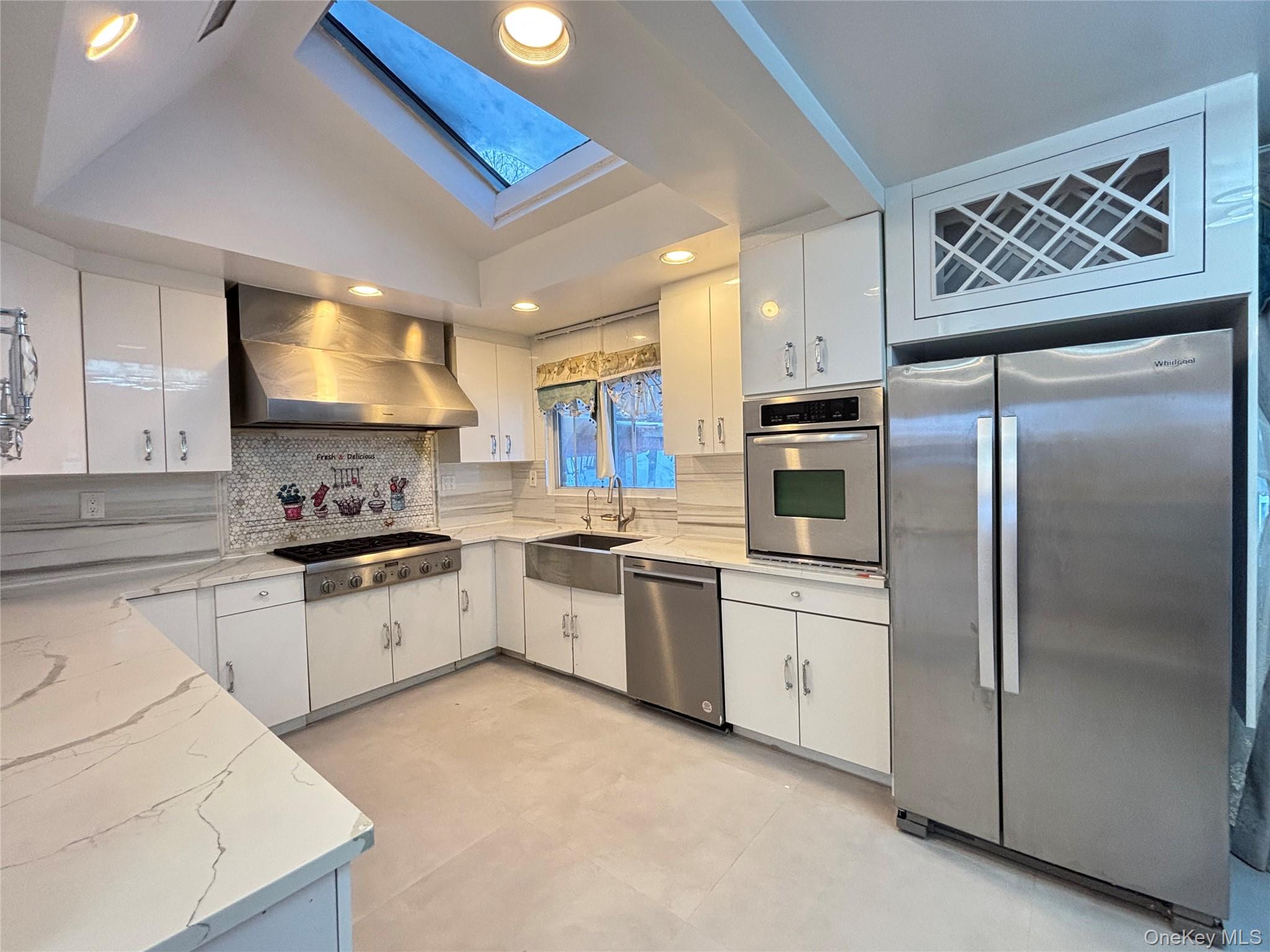 #2 photo, 105 Seaman Road, ナッソー郡 Jericho , NY 11753