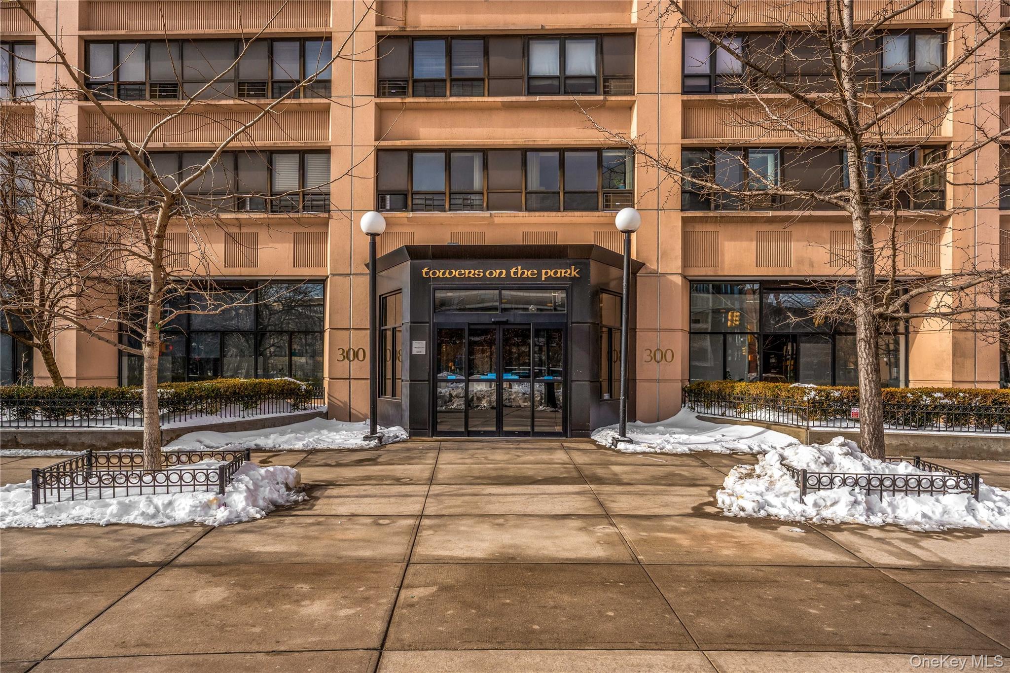 #1 photo, 300 Cathedral Parkway, New York (Manhattan) , NY 10026