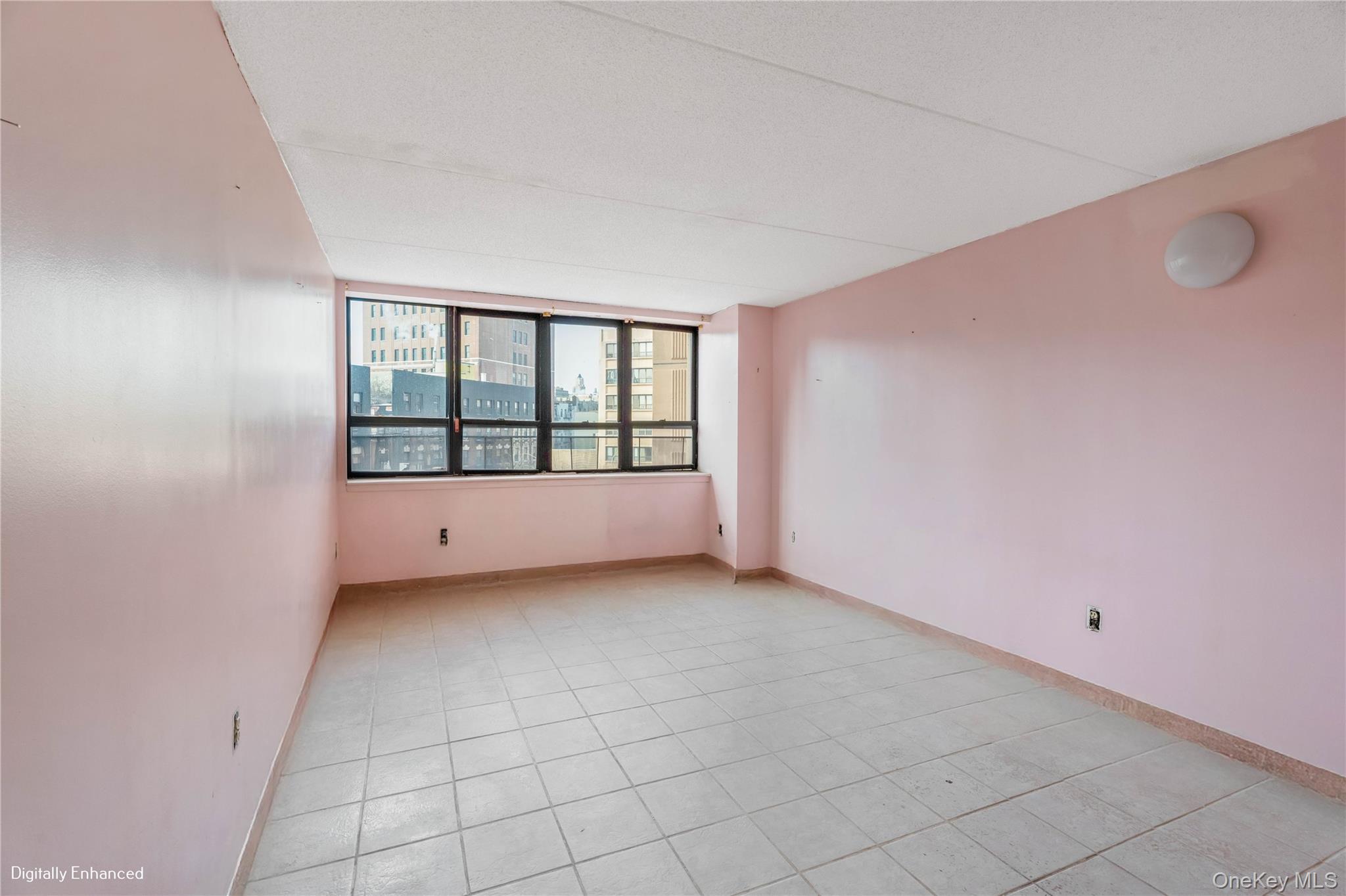 #4 photo, 300 Cathedral Parkway, New York (Manhattan) , NY 10026