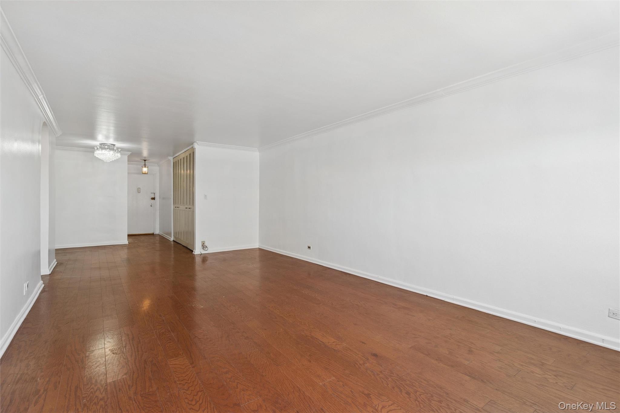 #5 photo, 10230 66 Road, Forest Hills , NY 11375