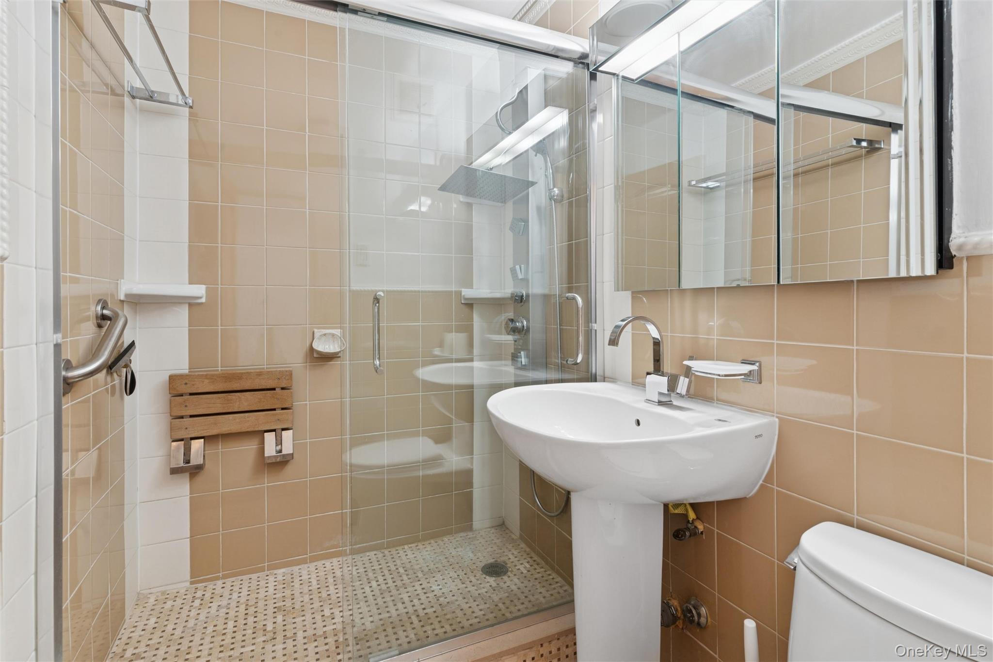 #9 photo, 10230 66 Road, Forest Hills , NY 11375