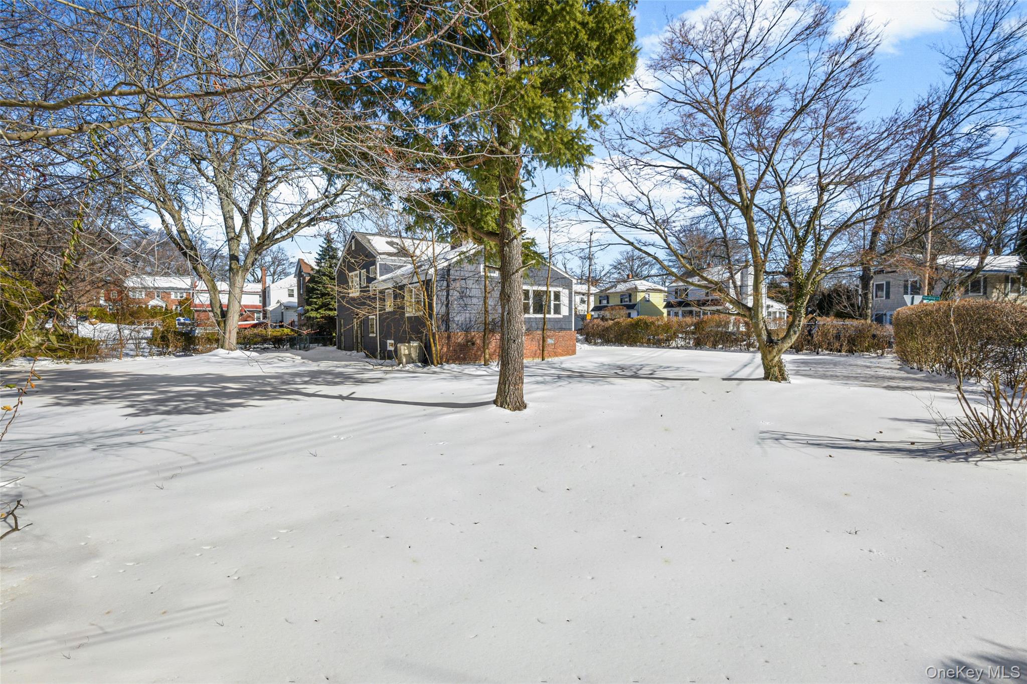 #5 photo, 46 Harding Drive, New Rochelle , NY 10801