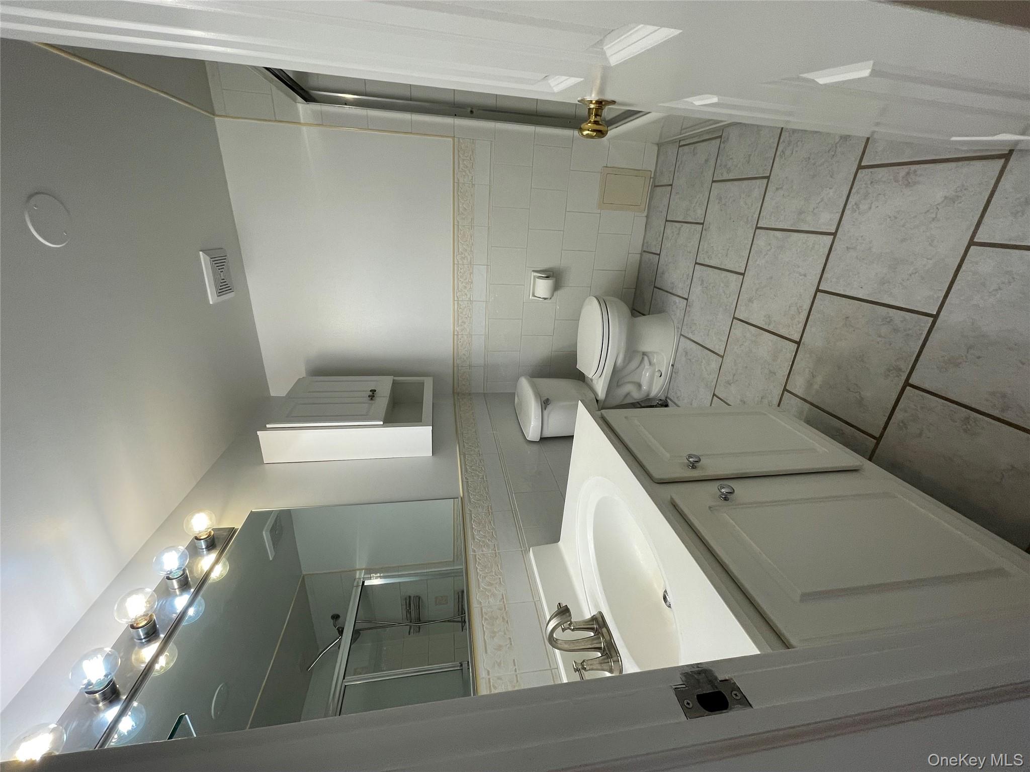 #15 photo, 139 S Broadway, Nyack , NY 10960