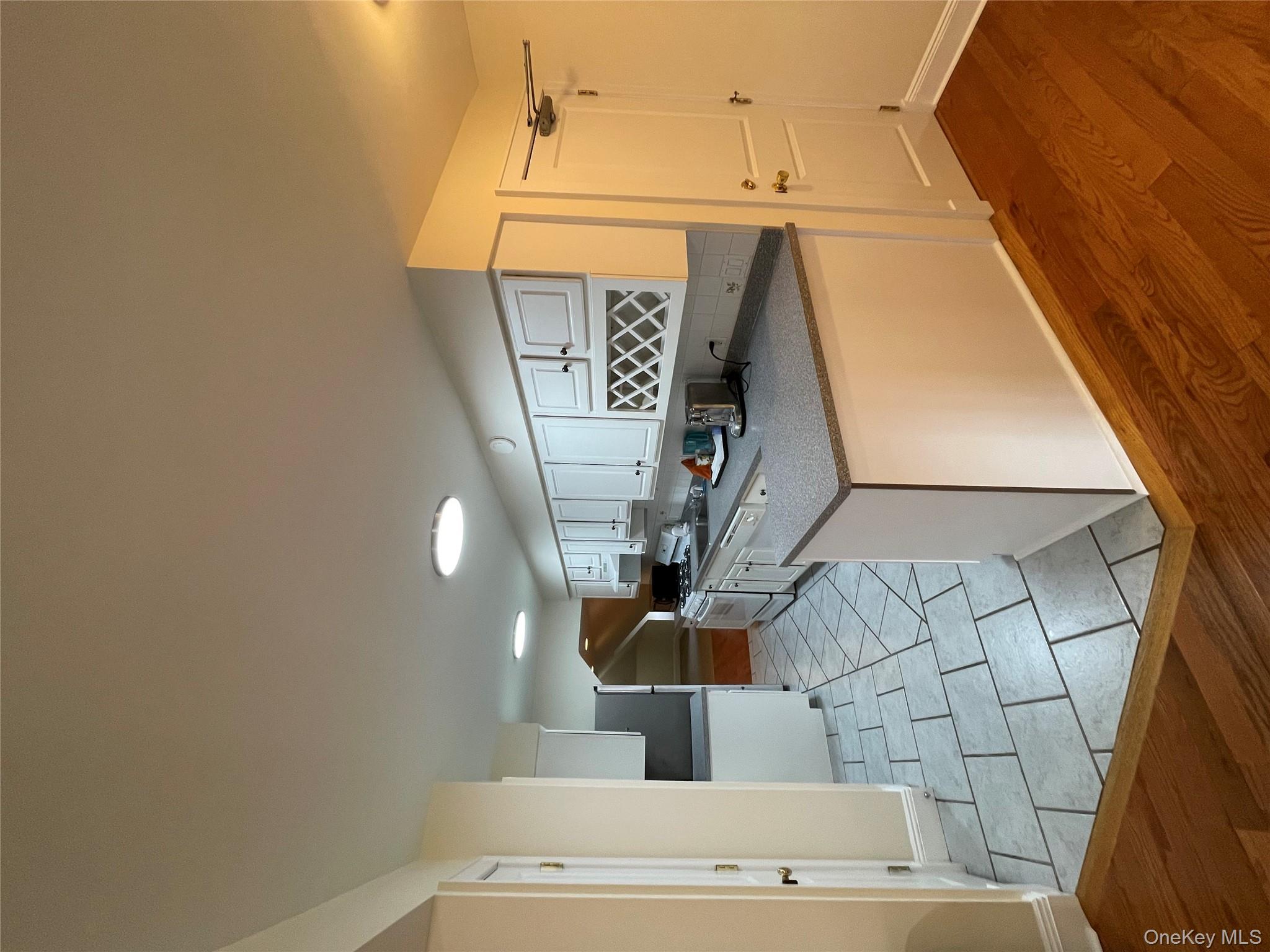 #2 photo, 139 S Broadway, Nyack , NY 10960