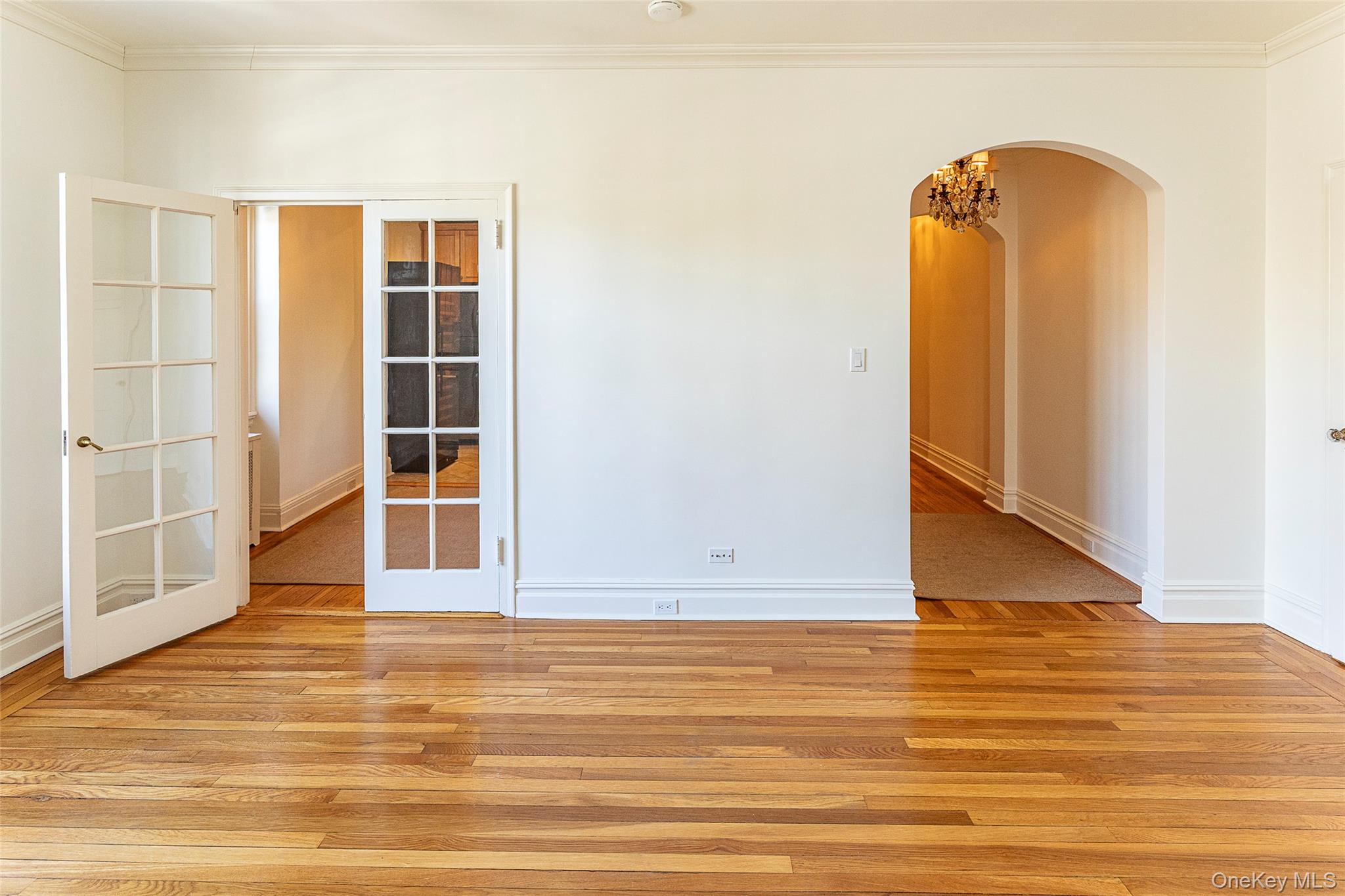 #11 photo, 3 Tanglewylde Avenue, Bronxville , NY 10708