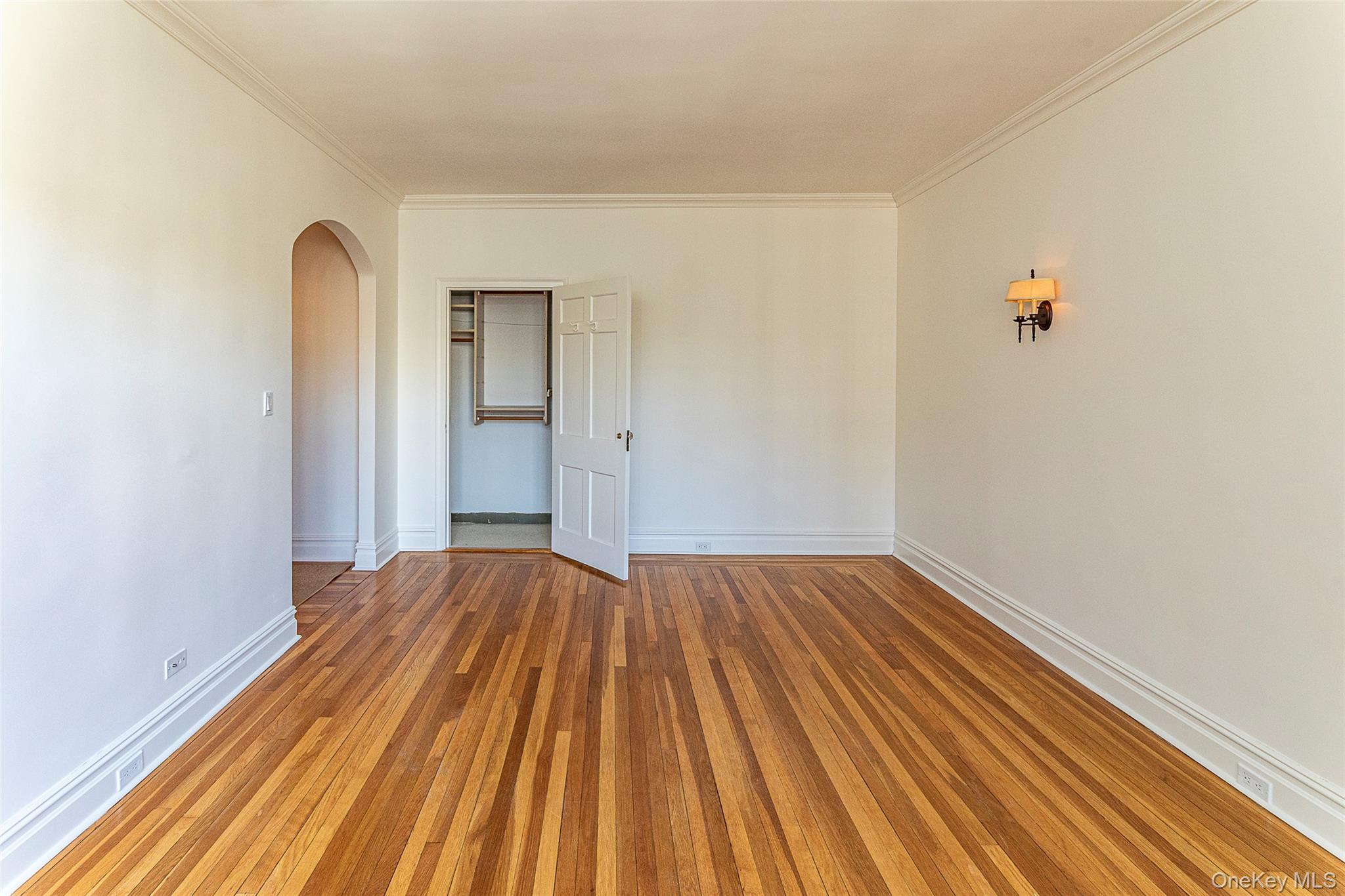 #9 photo, 3 Tanglewylde Avenue, Bronxville , NY 10708