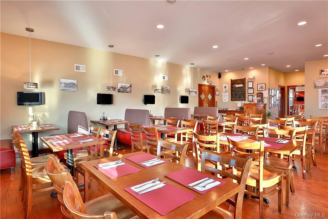 #16 photo, Orange Turnpike 243-245, Sloatsburg , NY 10974