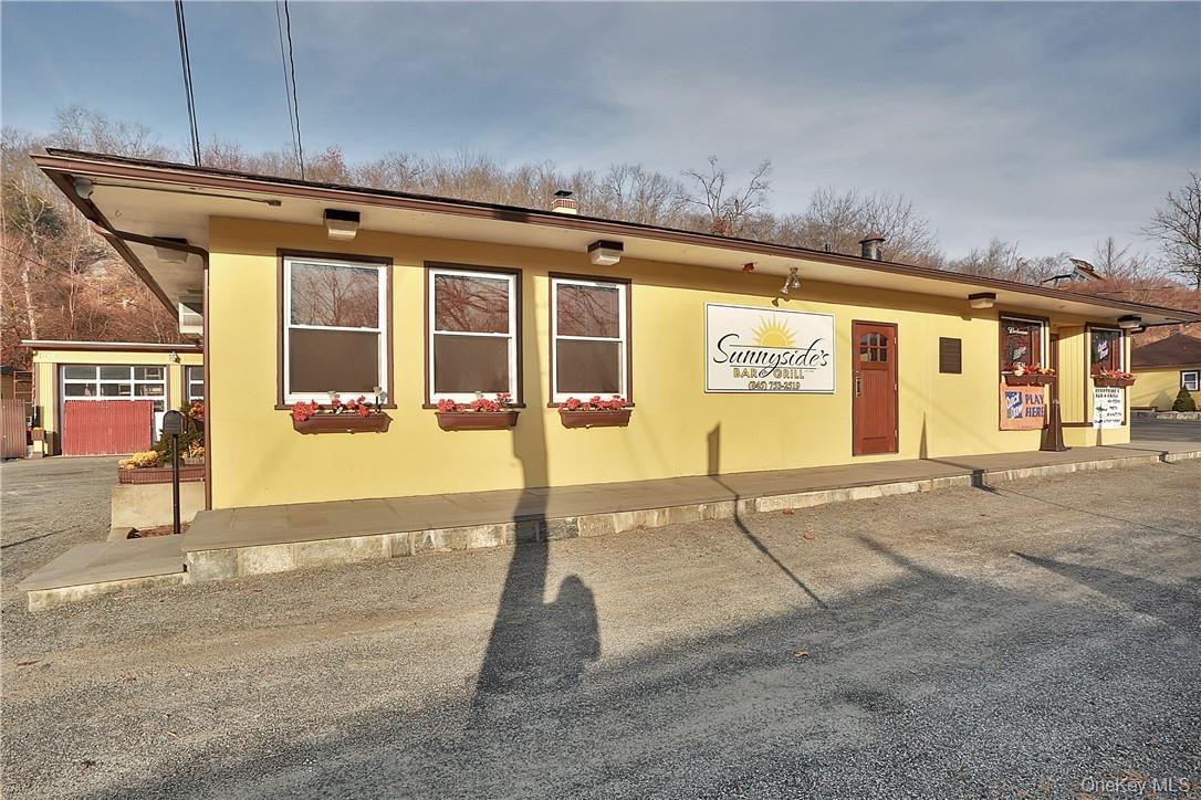 #6 photo, Orange Turnpike 243-245, Sloatsburg , NY 10974