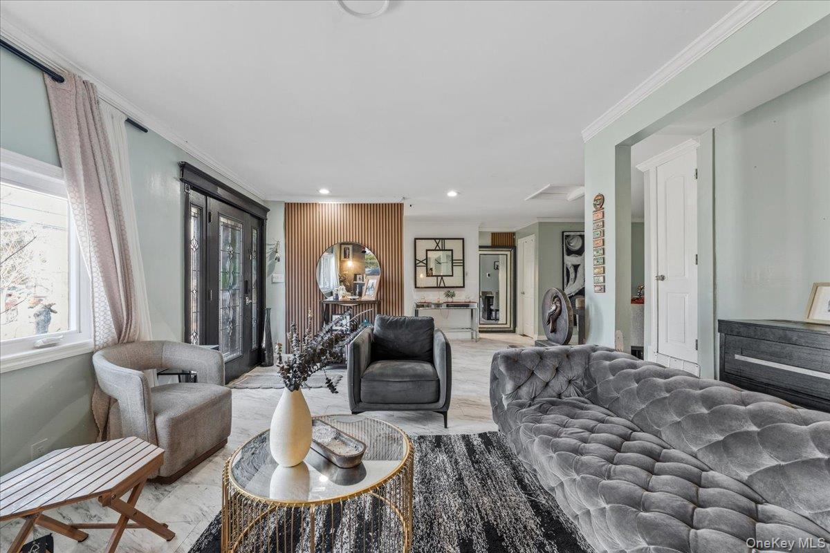 #6 photo, 28 Hemlock Street, 东长岛 Central Islip , NY 11722