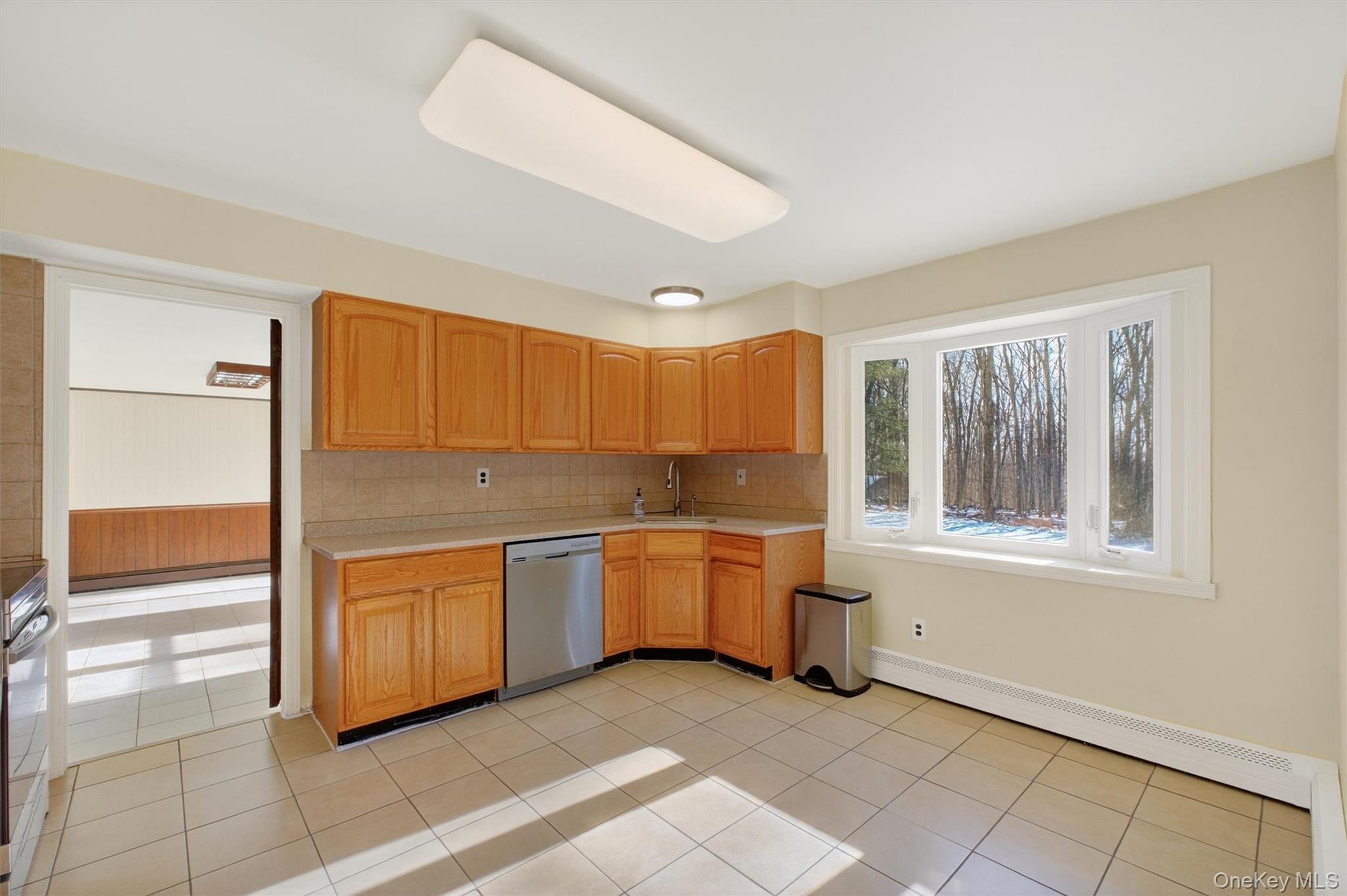 #13 photo, 6 Londonderry Lane, Somers , NY 10589