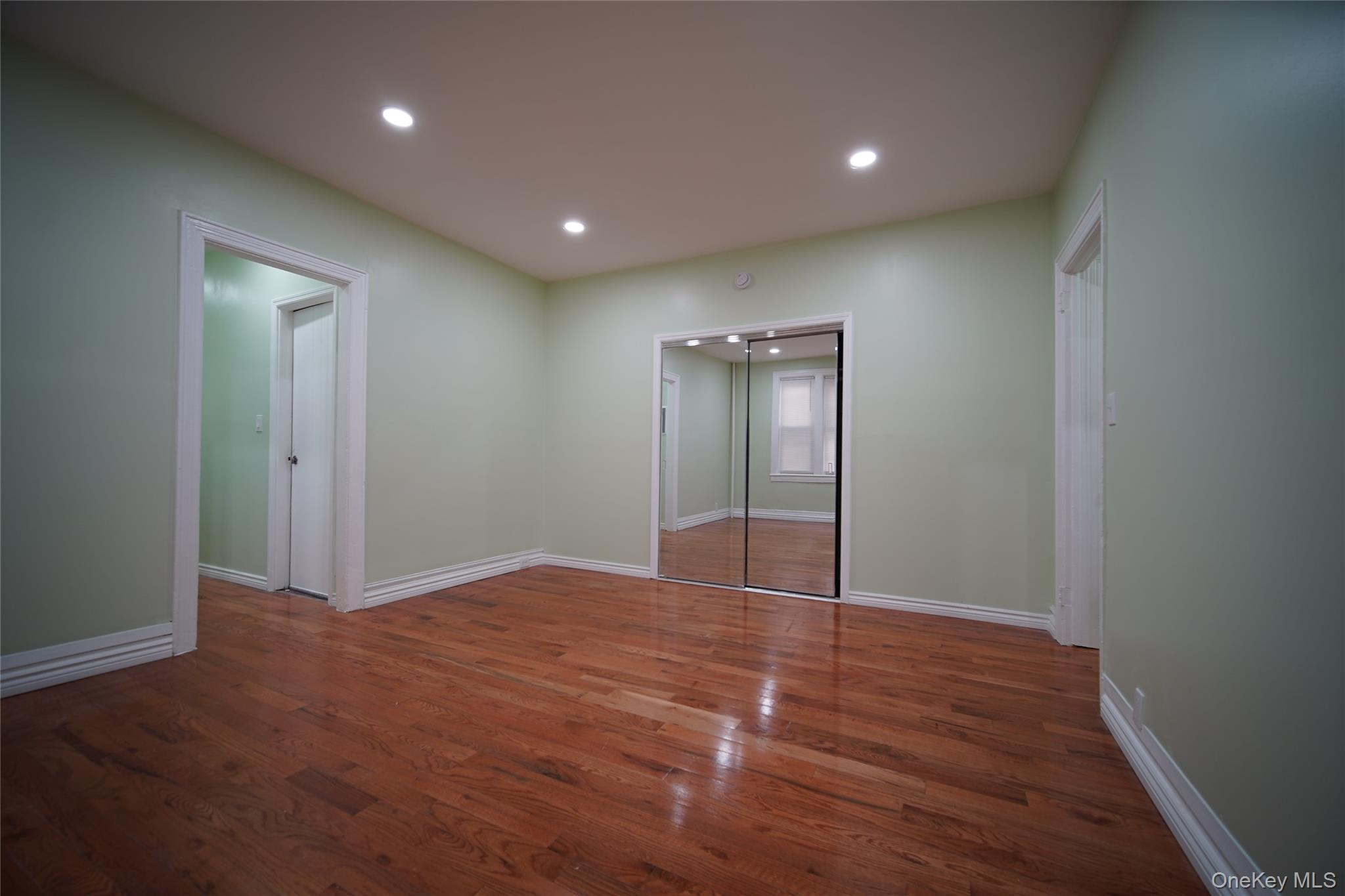 #9 photo, 723 E 227th Street, ブロンクス区 Bronx , NY 10466