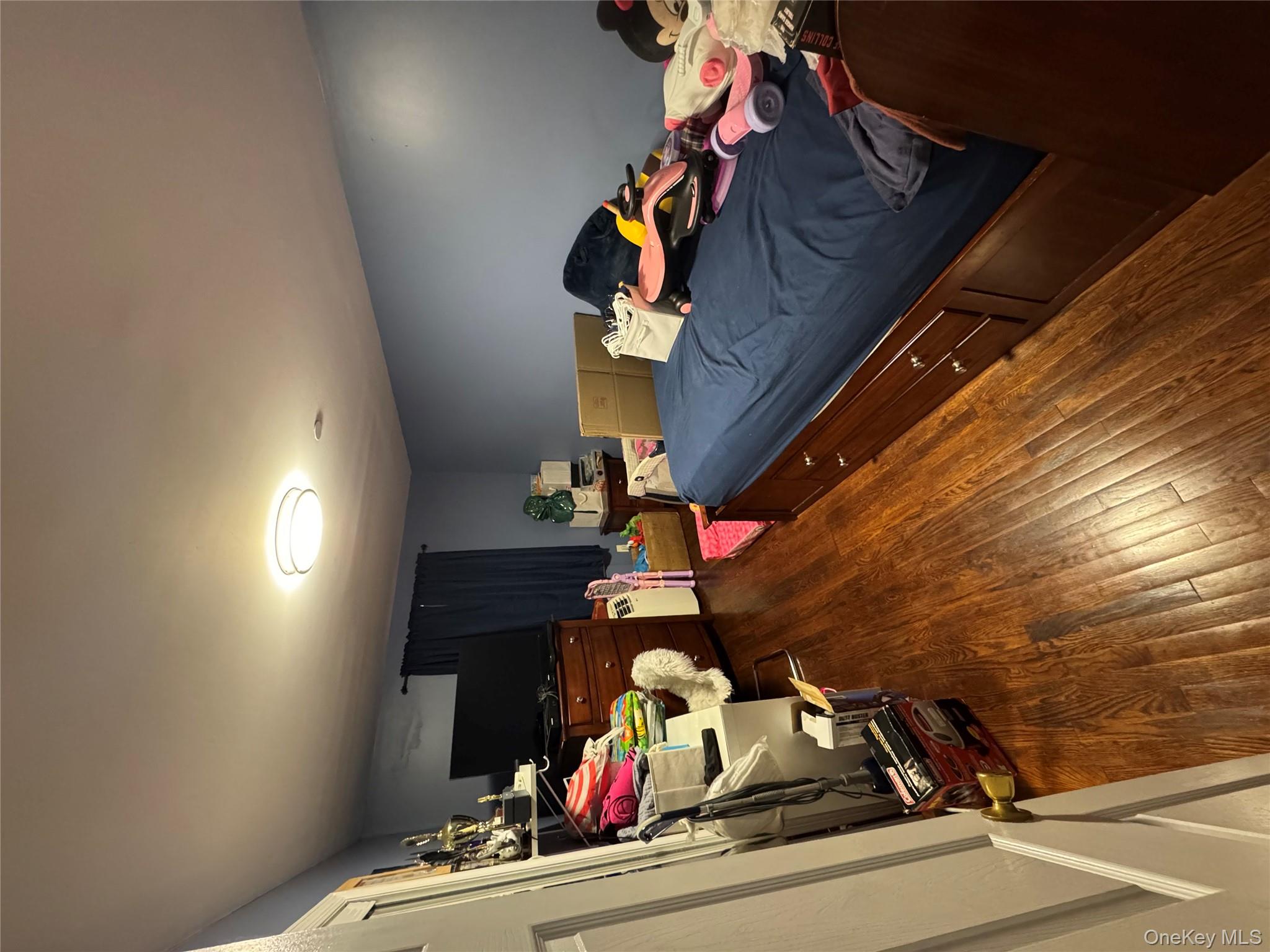 #14 photo, 191A W Kingsbridge Road, Bronx , NY 10463