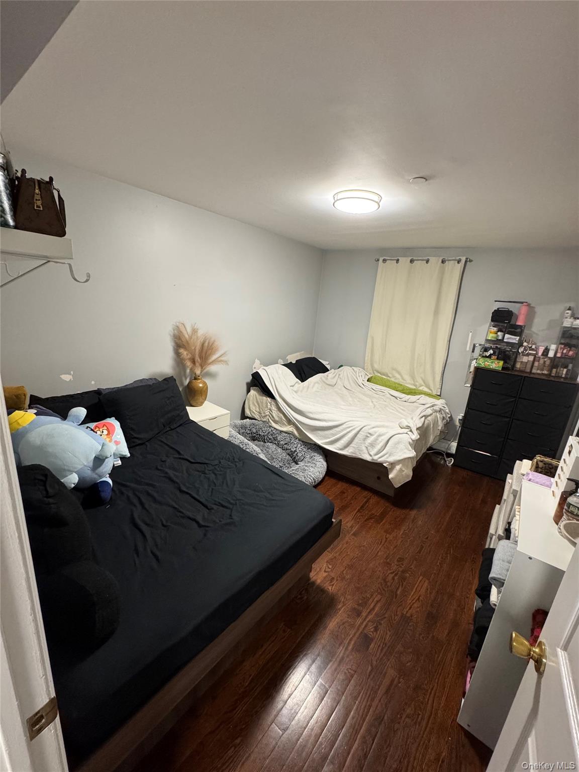 #15 photo, 191A W Kingsbridge Road, Bronx , NY 10463