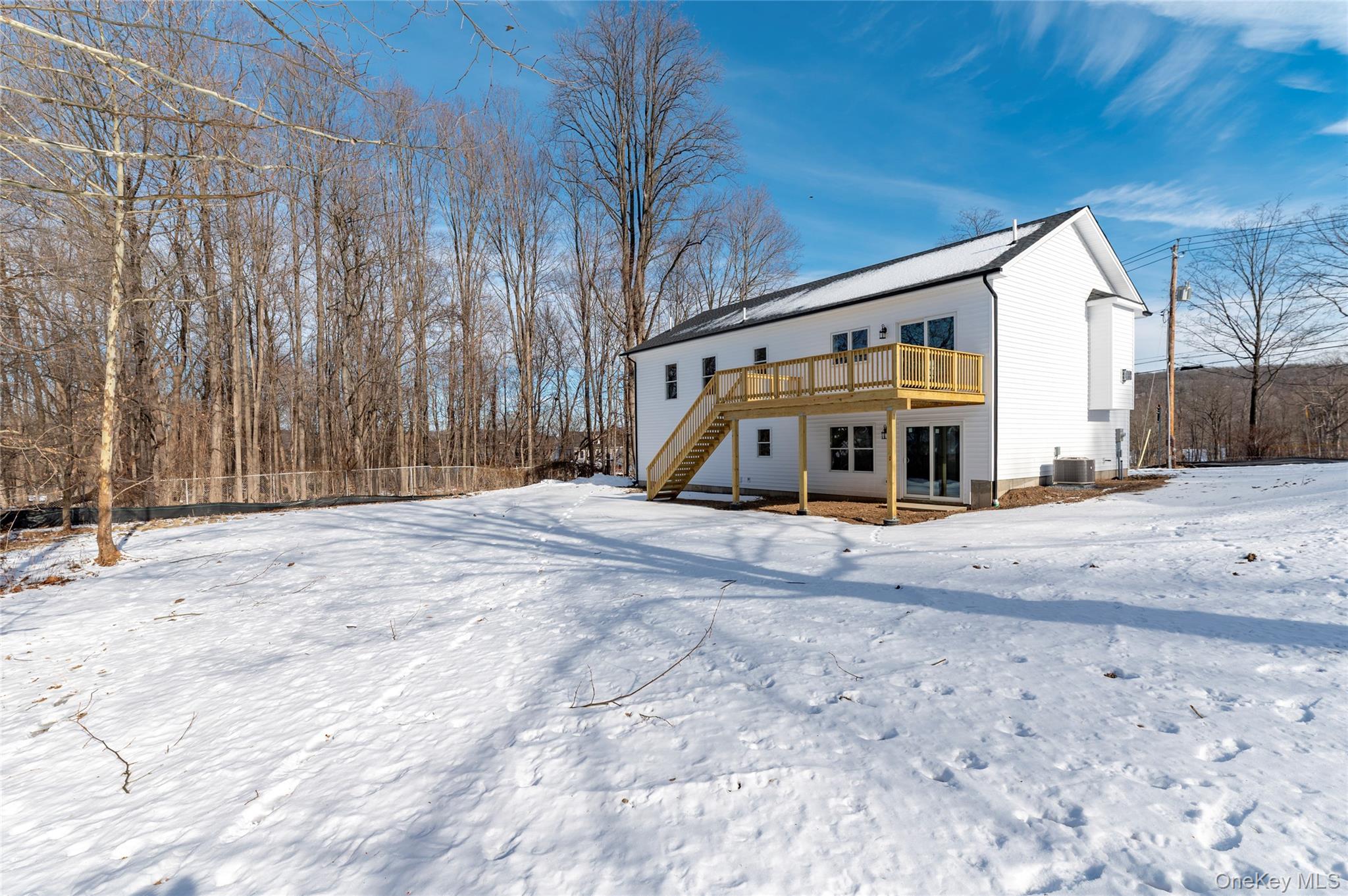 #3 photo, 748 9W Route, Valley Cottage , NY 10989