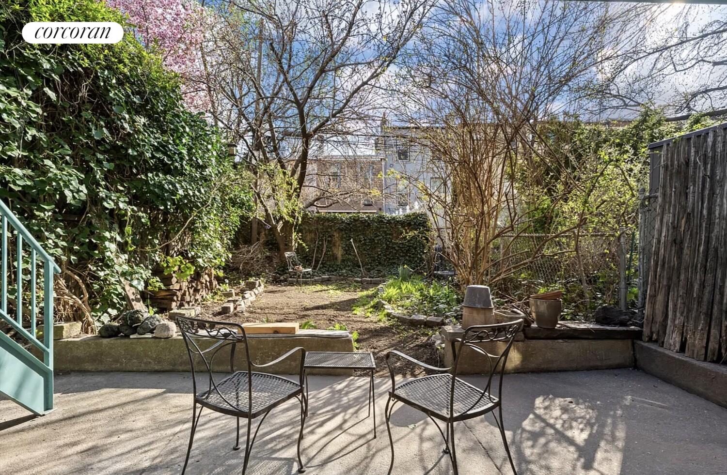 #9 photo, 42 1ST Street, Бруклин ‖ Carroll Gardens , NY 11231