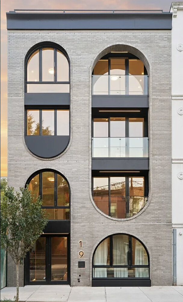 #8 photo, 19 N HENRY Street, הברונקס Williamsburg , NY 11222