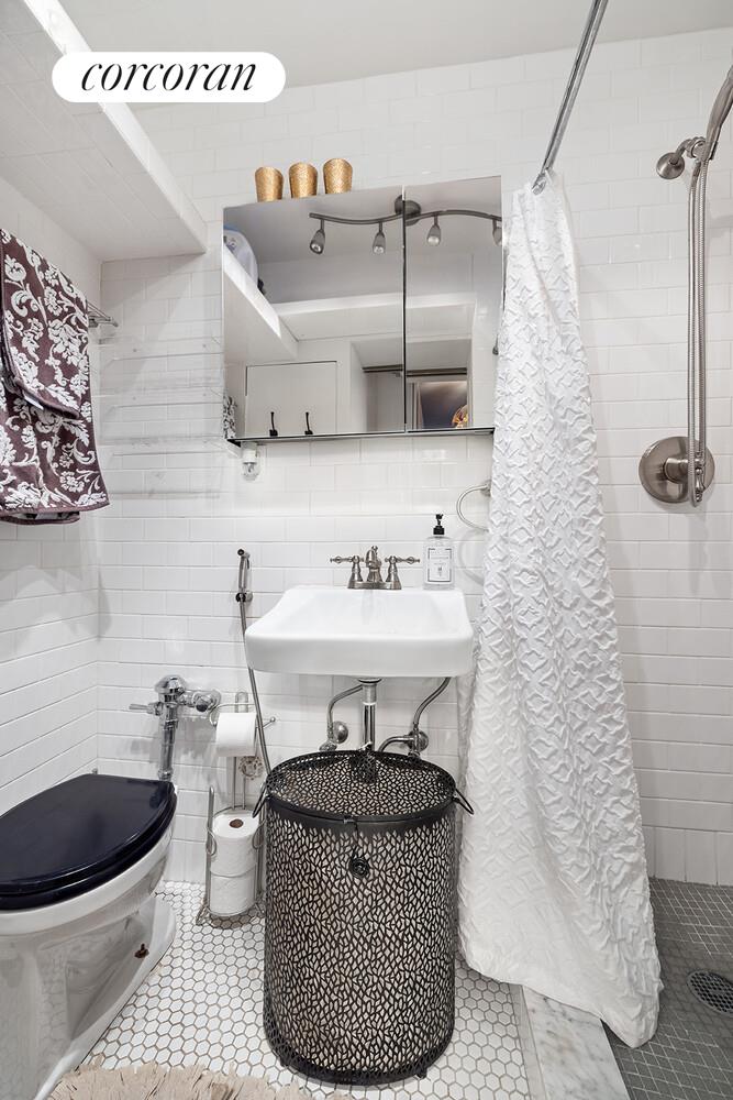 #5 photo, 149 W 12TH Street, マンハッタン Greenwich Village , NY 10011