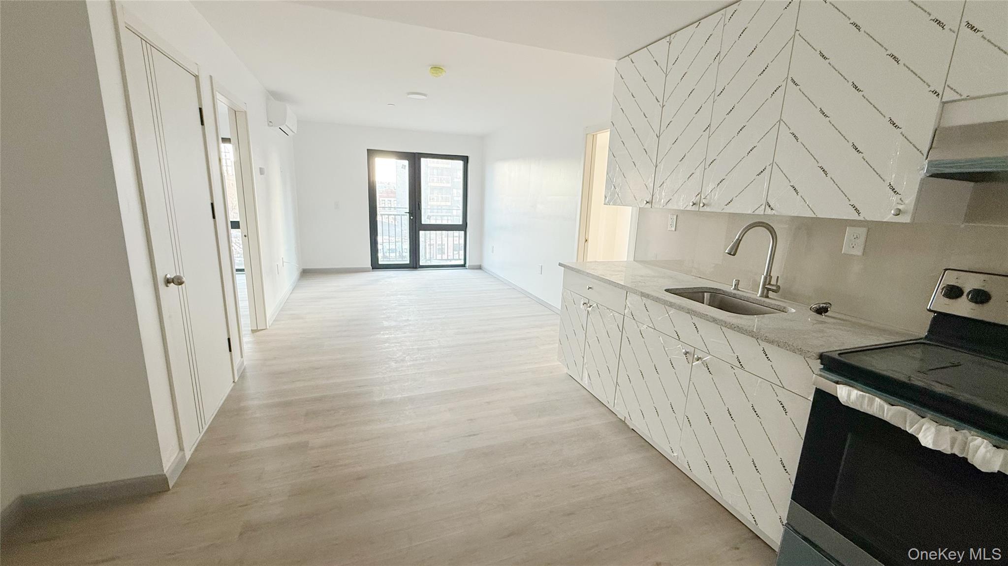 #1 photo, 70-40 45th Avenue, クイーンズ区 Woodside , NY 11377