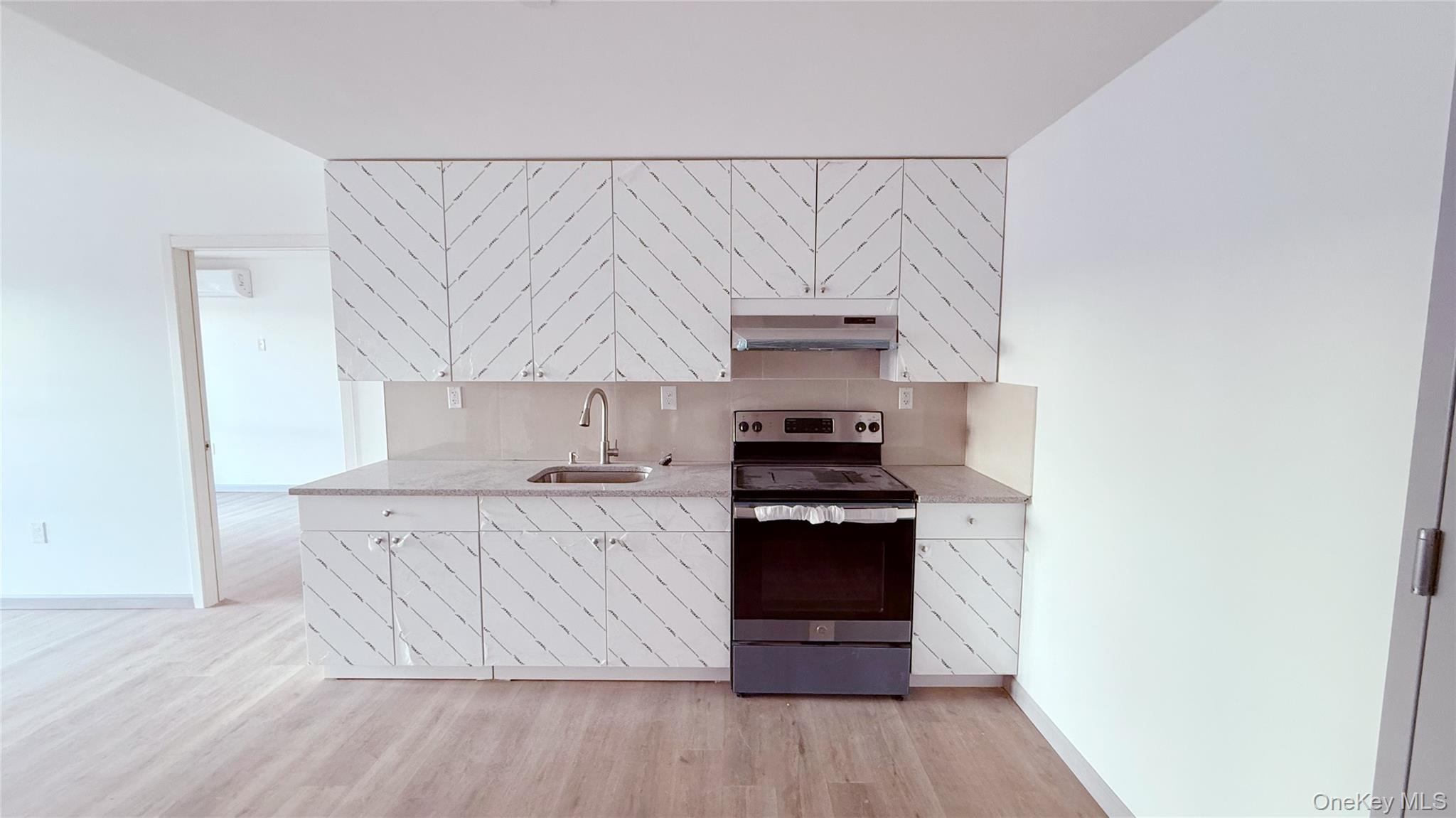 #3 photo, 70-40 45th Avenue, クイーンズ区 Woodside , NY 11377