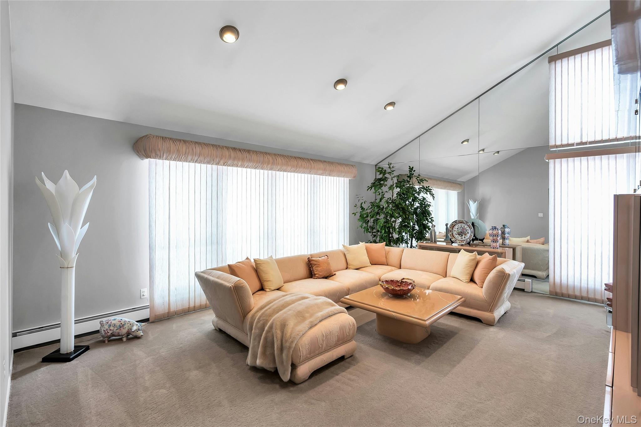 #17 photo, 7 Albertson Lane, ナッソー郡 Old Westbury , NY 11568