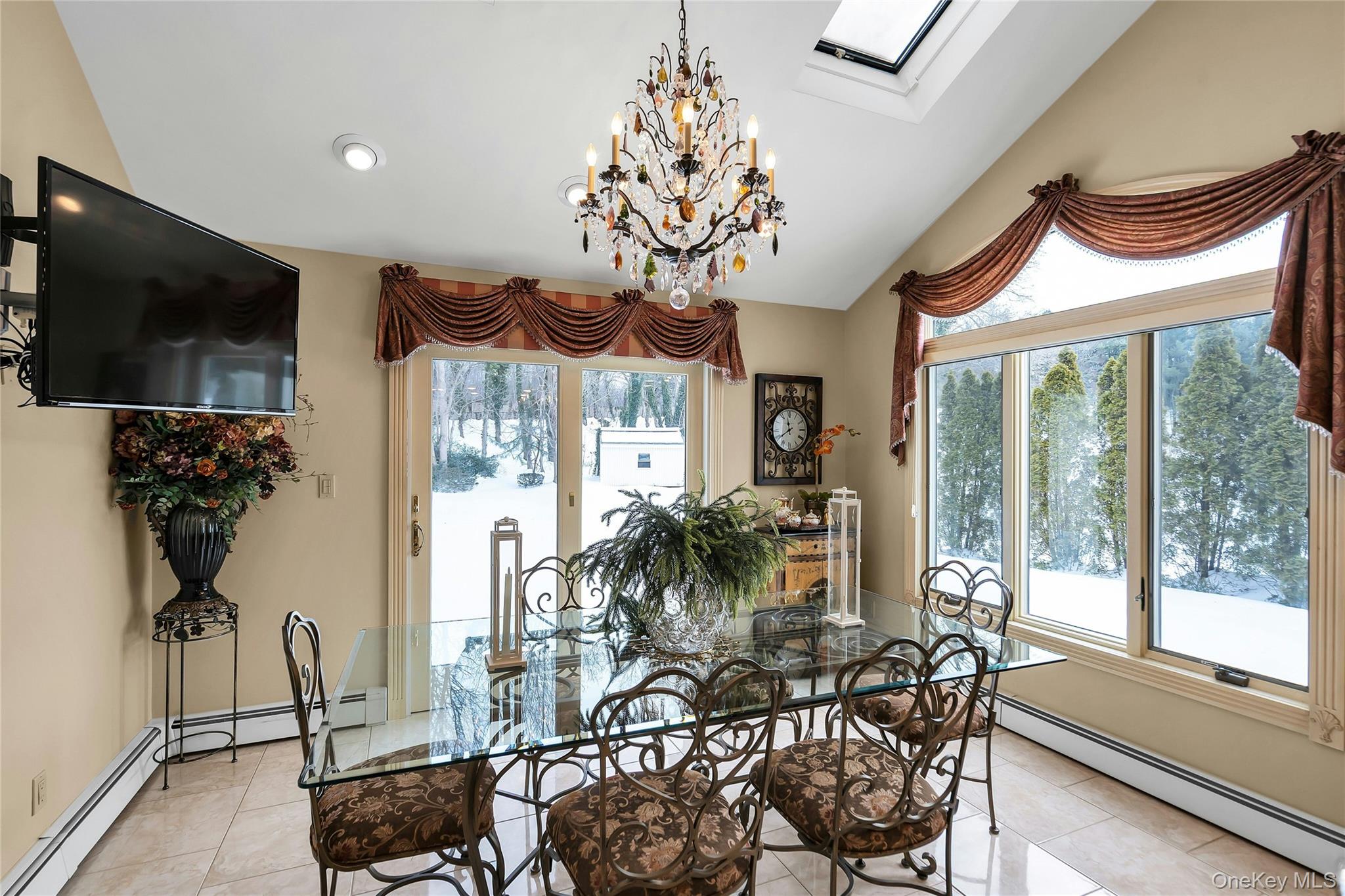 #20 photo, 7 Albertson Lane, ナッソー郡 Old Westbury , NY 11568