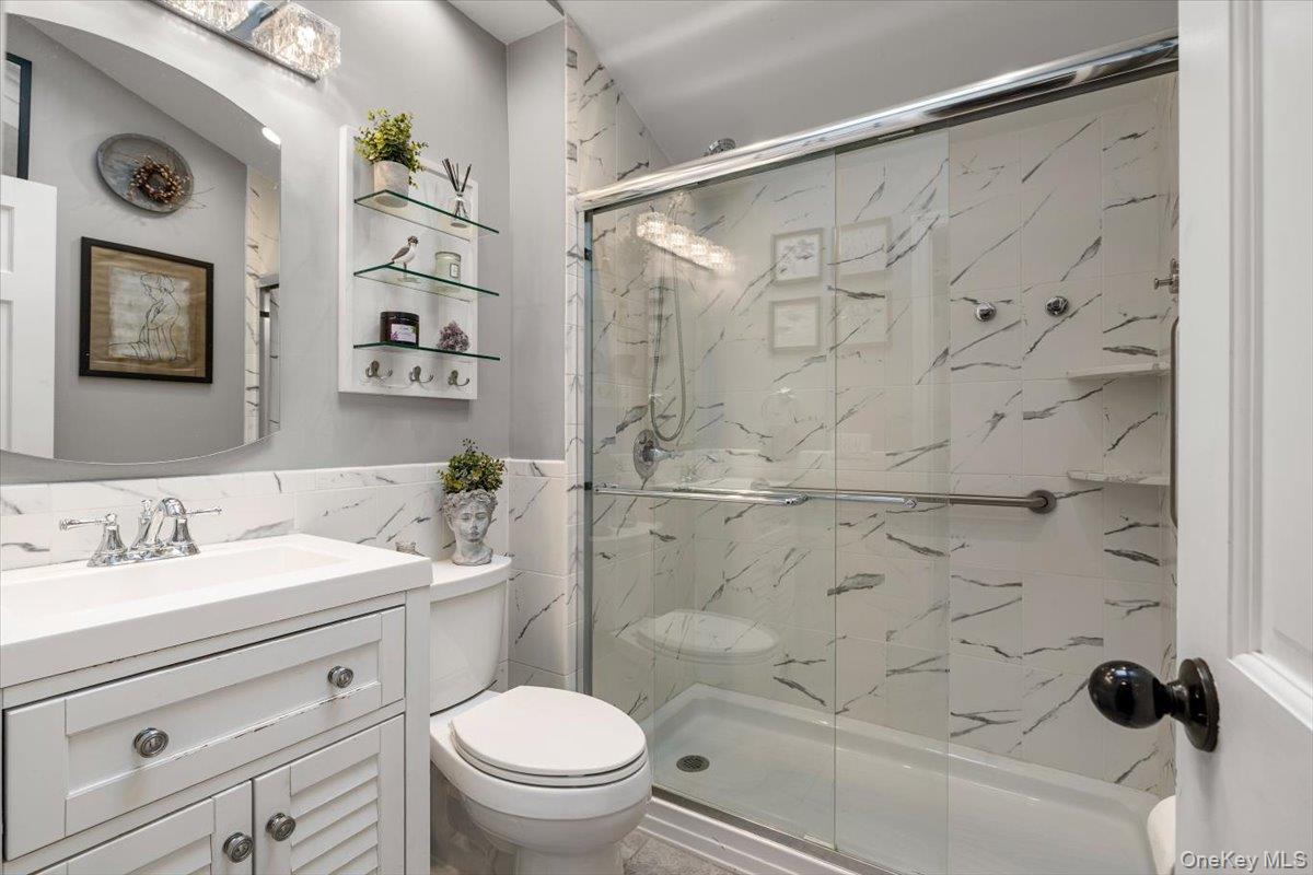 #18 photo, 39 Garnet Lane, नासाउ काउंटी Plainview , NY 11803