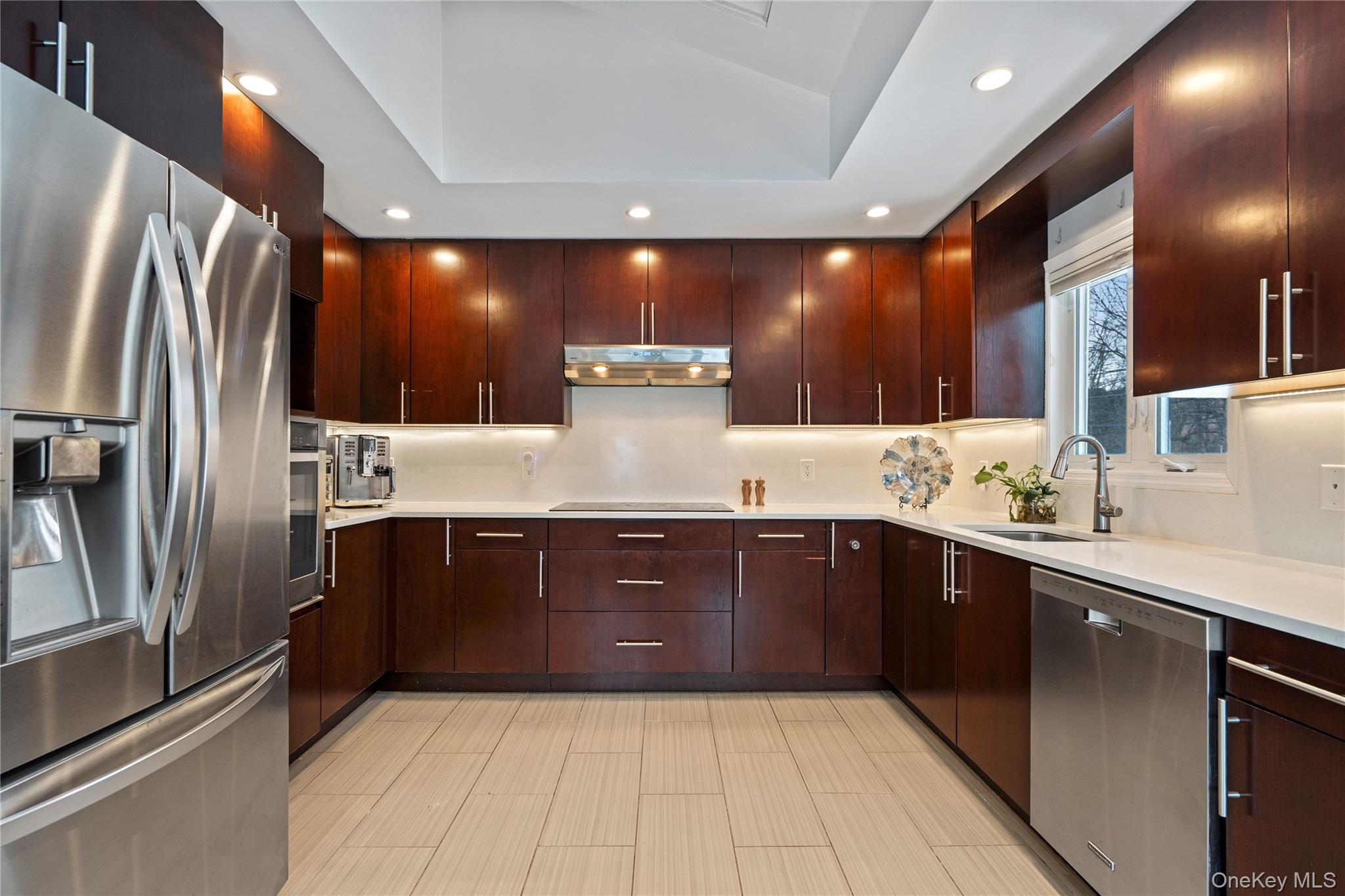 #13 photo, 24 Jeffrey Lane, ナッソー郡 Great Neck , NY 11020