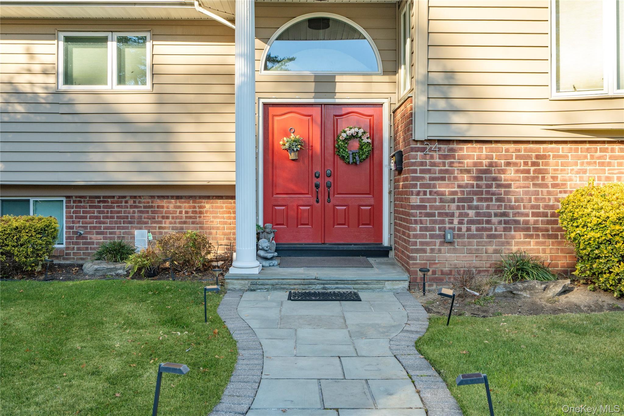 #3 photo, 24 Jeffrey Lane, ナッソー郡 Great Neck , NY 11020