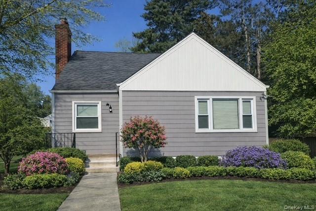 #1 photo, 321 Oakford Street, ナッソー郡 West Hempstead , NY 11552