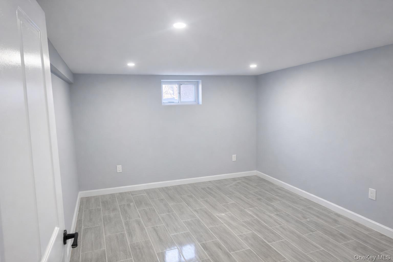 #12 photo, 321 Oakford Street, ナッソー郡 West Hempstead , NY 11552