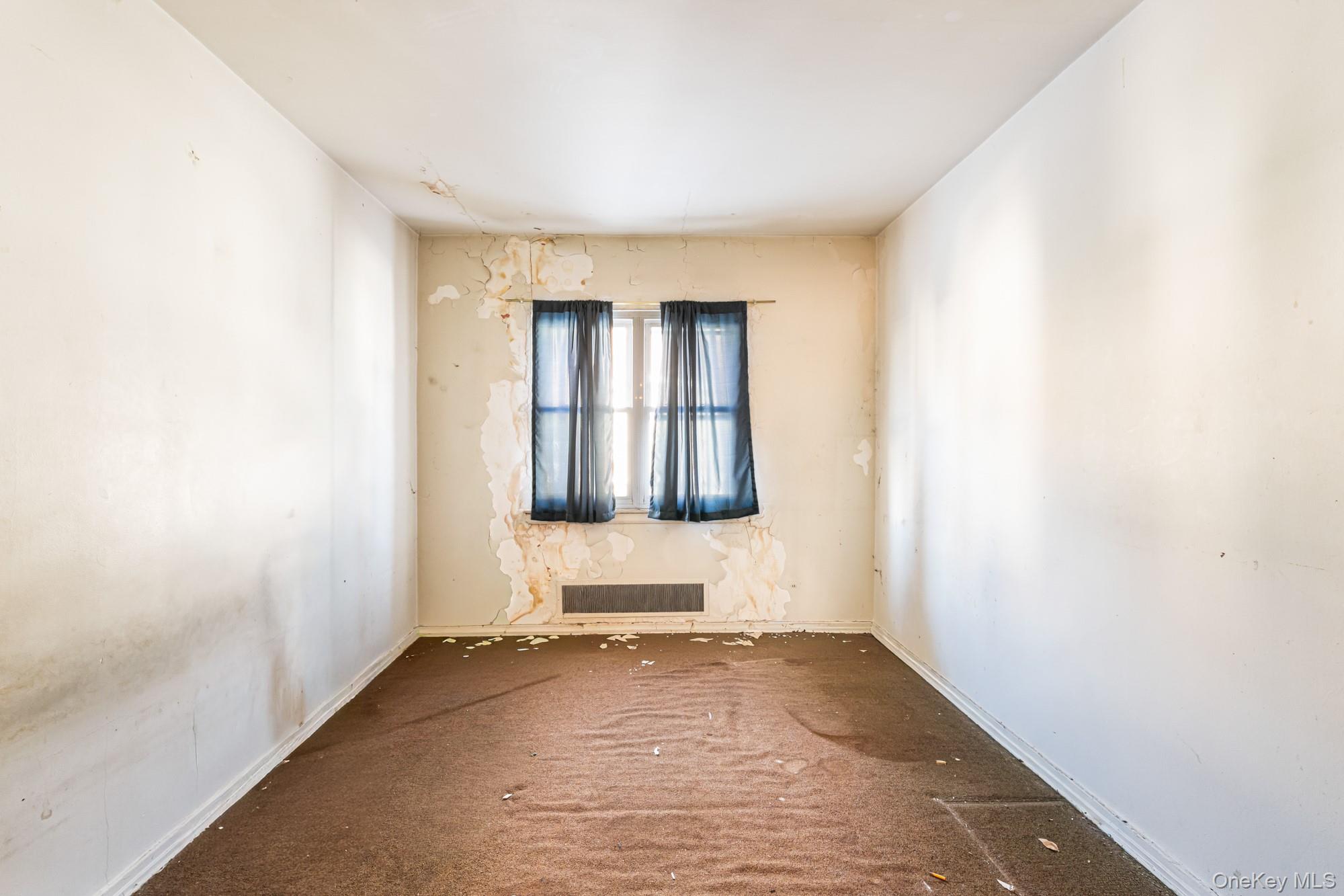 #11 photo, 7555 198th Street, クイーンズ区 Fresh Meadows , NY 11366