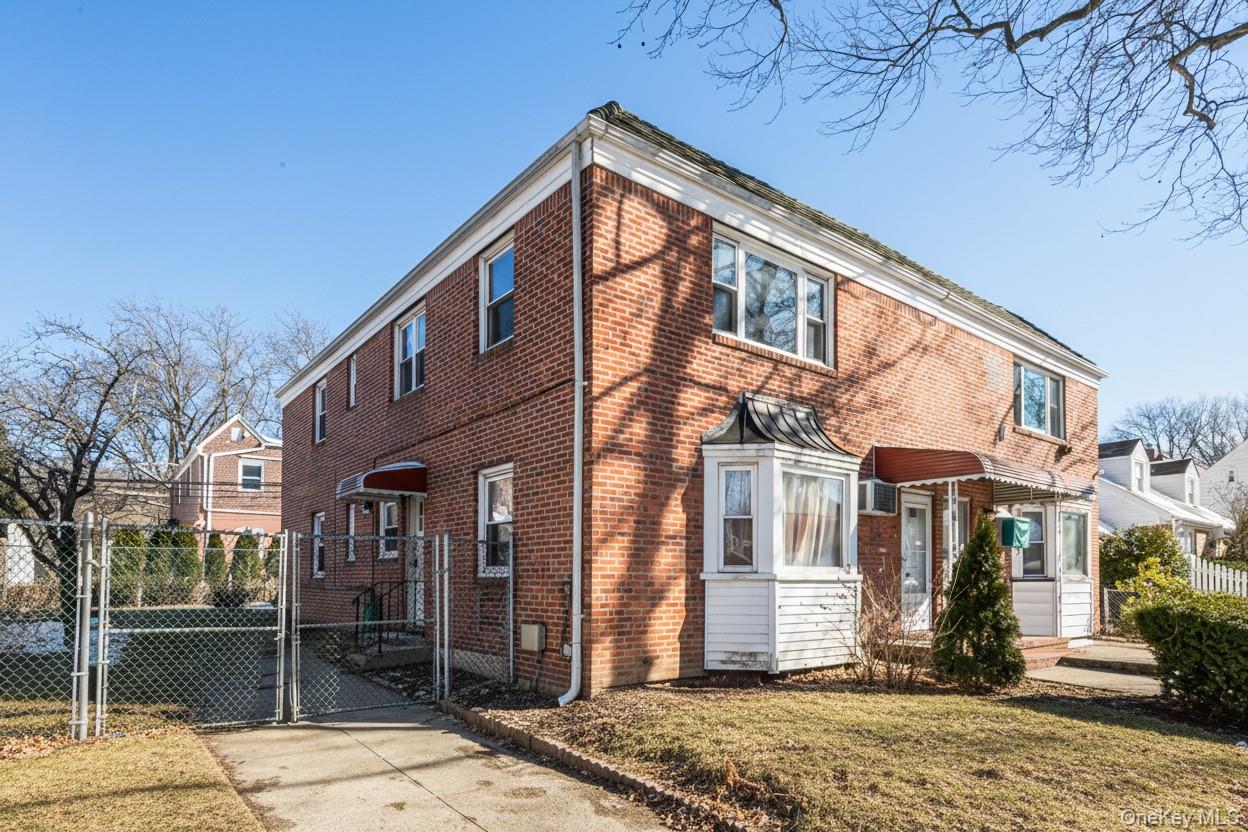 #2 photo, 7555 198th Street, クイーンズ区 Fresh Meadows , NY 11366