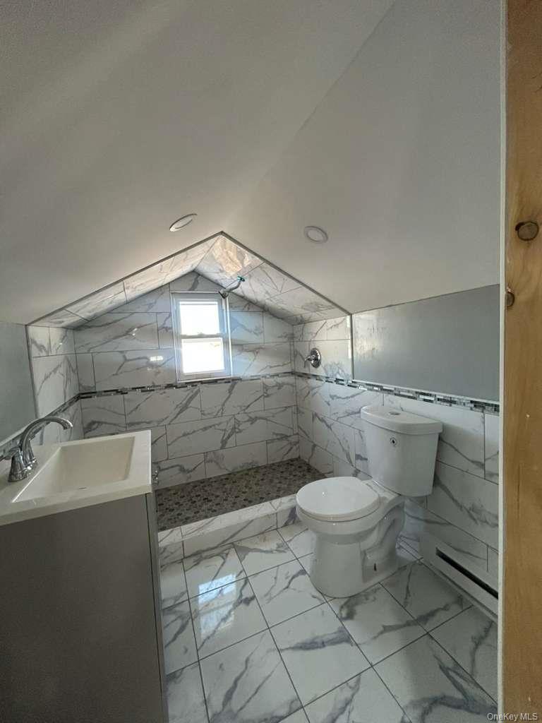 #17 photo, 534 Beach 43rd Street, Far Rockaway , NY 11691