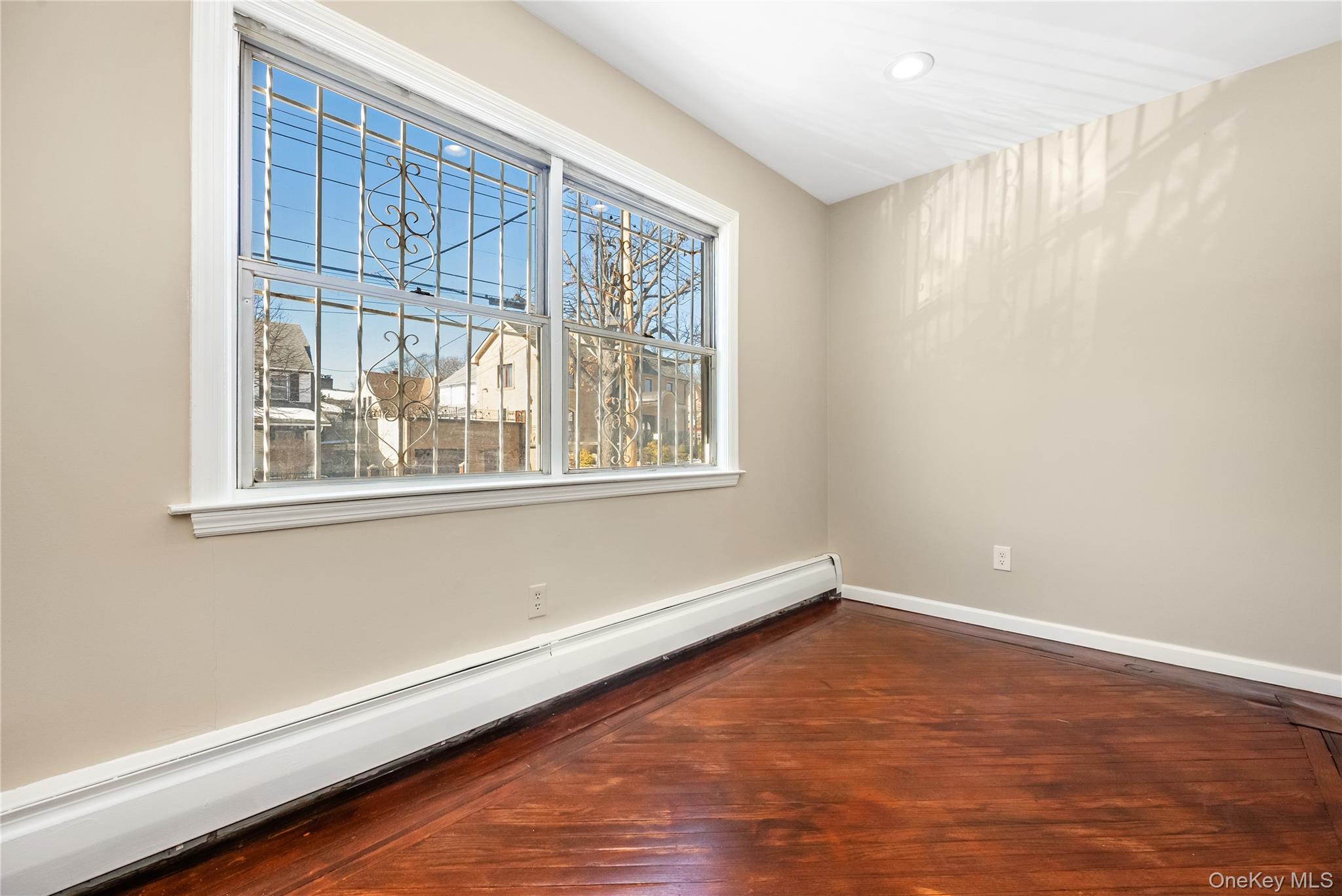 #3 photo, 8515 151st Street, Jamaica Hills , NY 11435