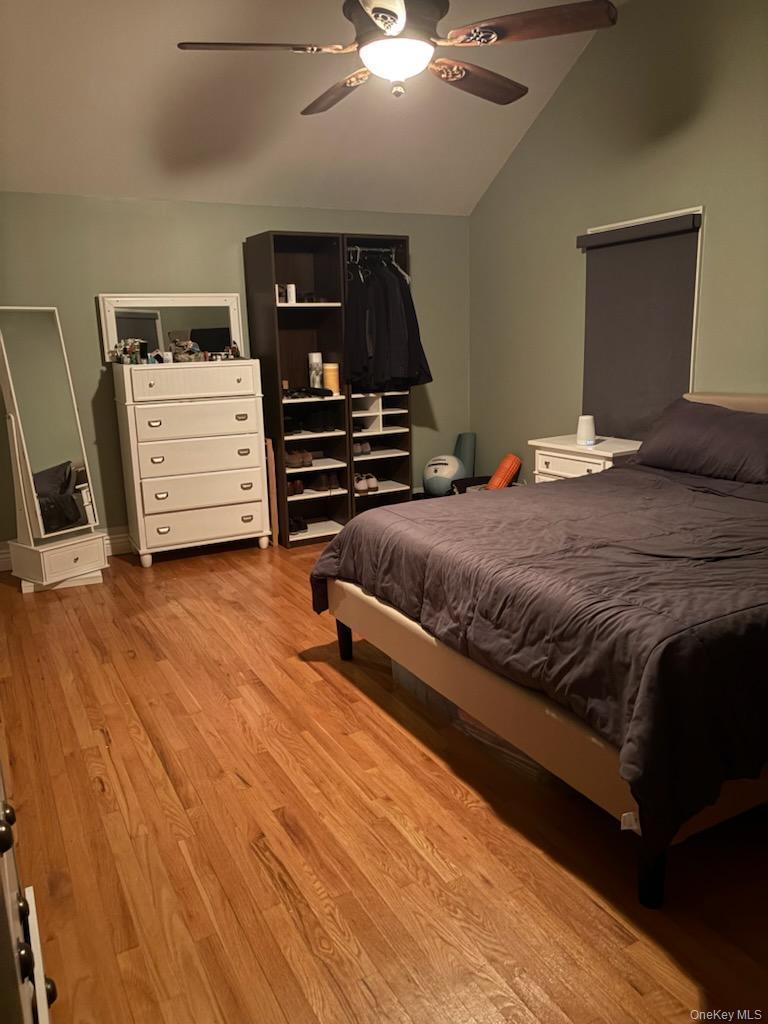 #17 photo, 255 Cedar Avenue, سوفولك Patchogue , NY 11772