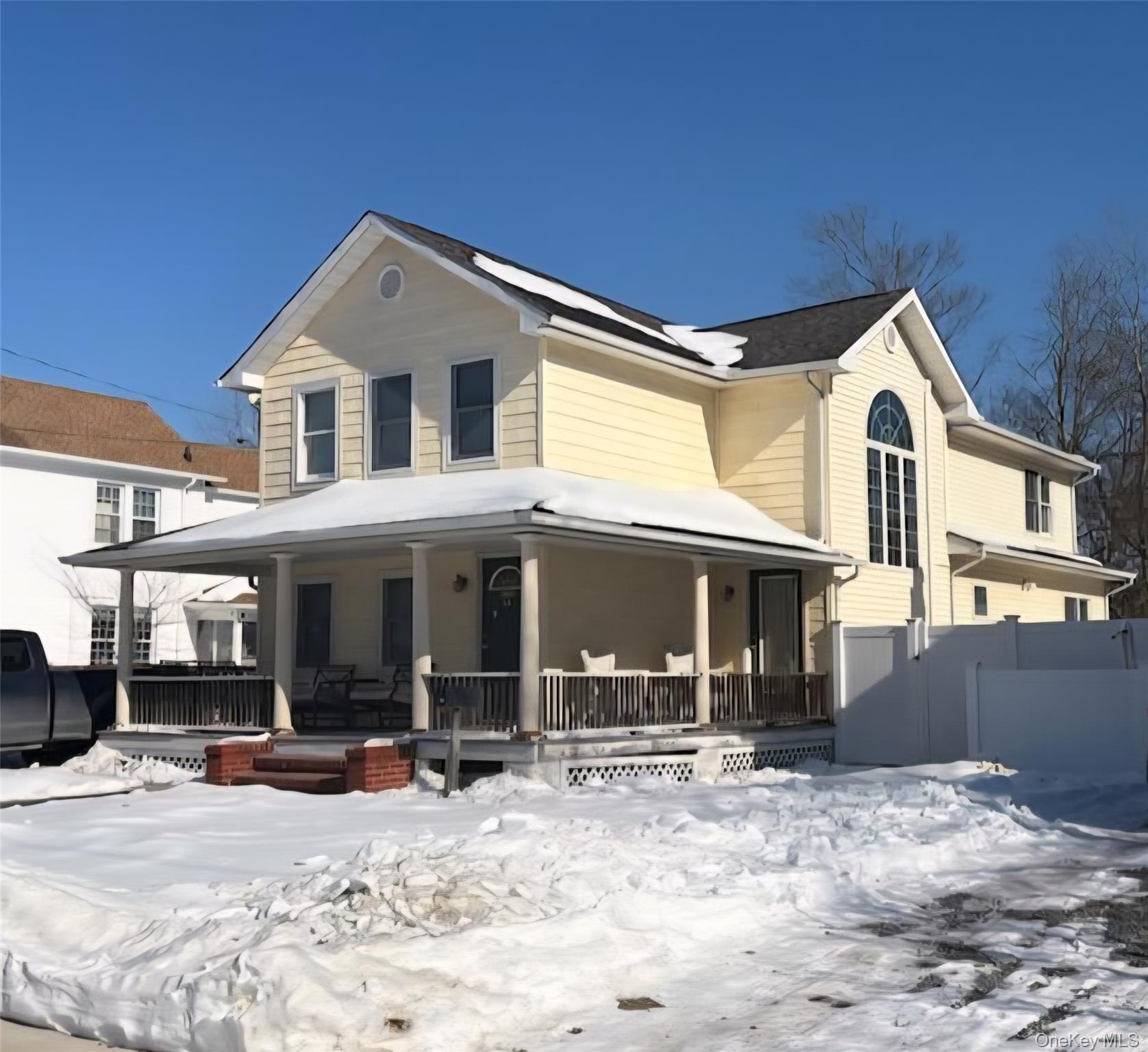 #3 photo, 255 Cedar Avenue, Саффолк ‖ Patchogue , NY 11772