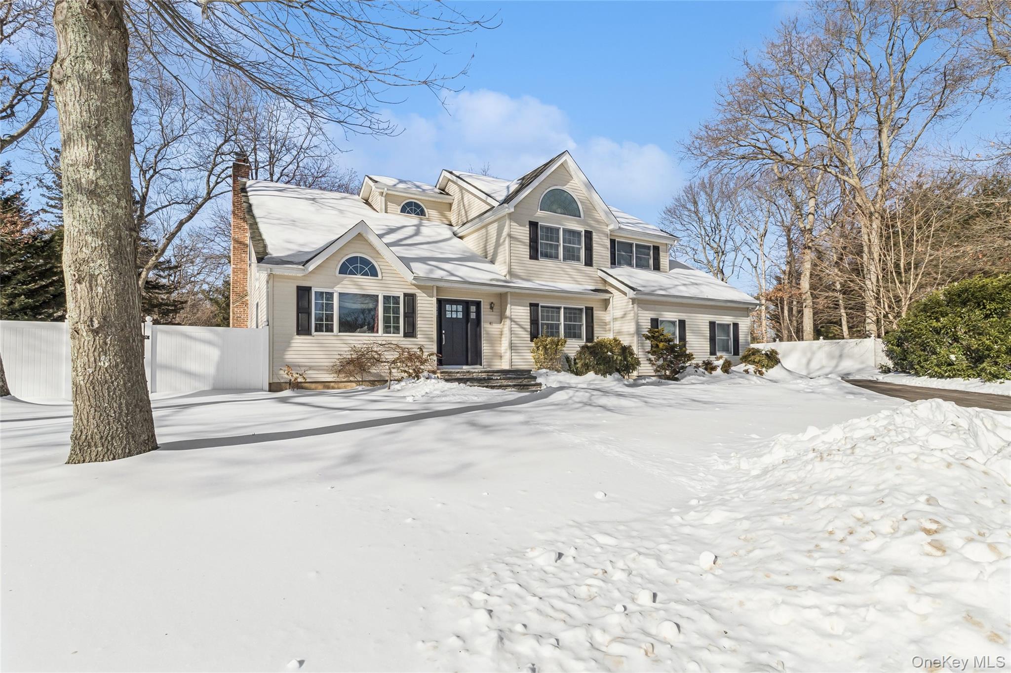 #4 photo, 41 Locust Drive, 롱 아일랜드 Nesconset , NY 11767