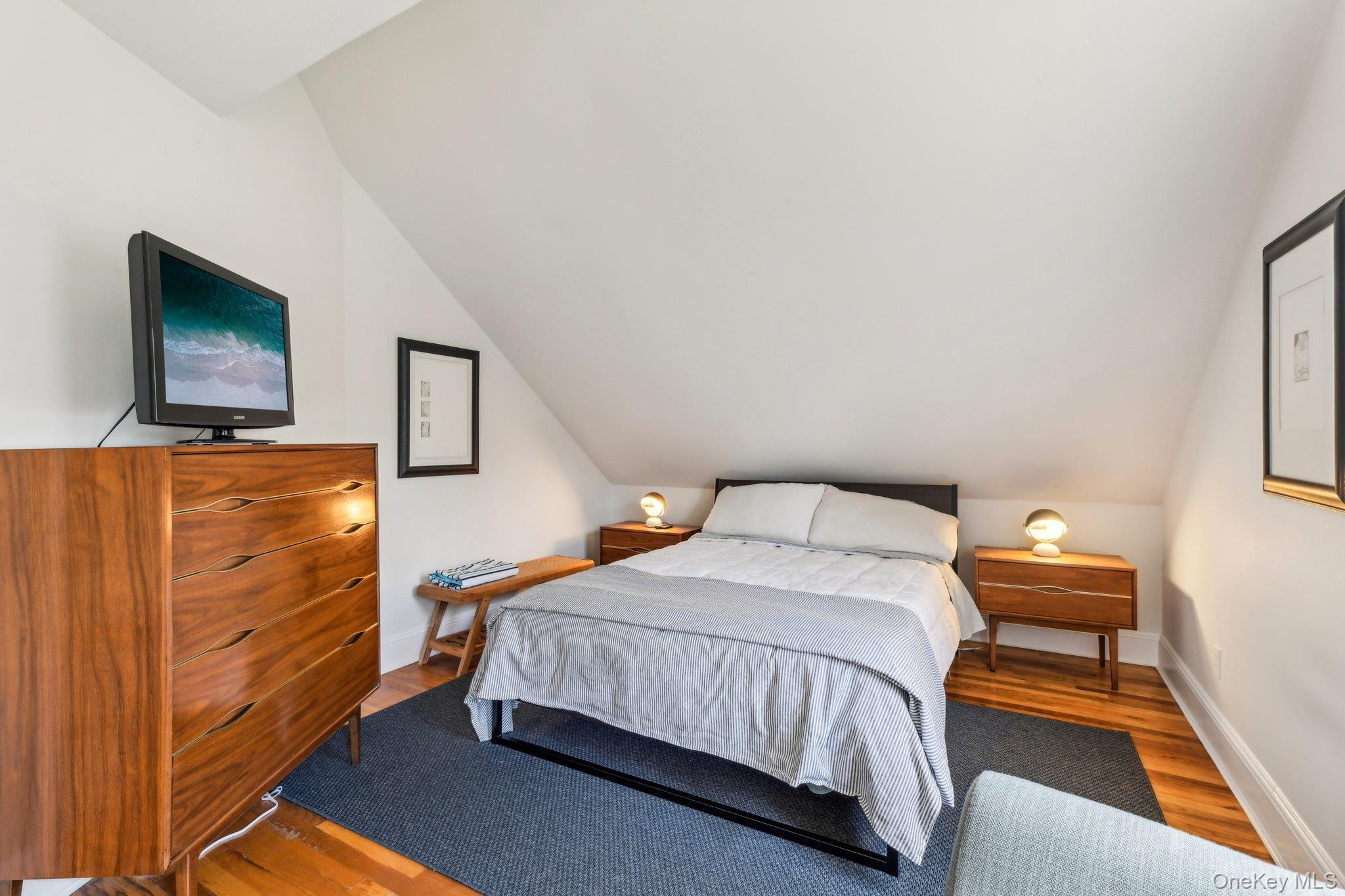 #19 photo, 17 Oak Meadow Lane, Саффолк ‖ Bellport Village , NY 11713