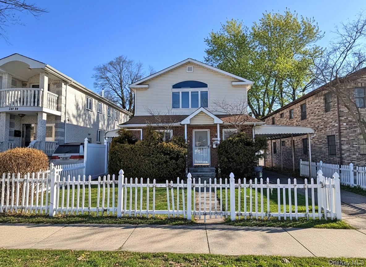 #1 photo, 24580 61st Avenue, クイーンズ区 Little Neck , NY 11362