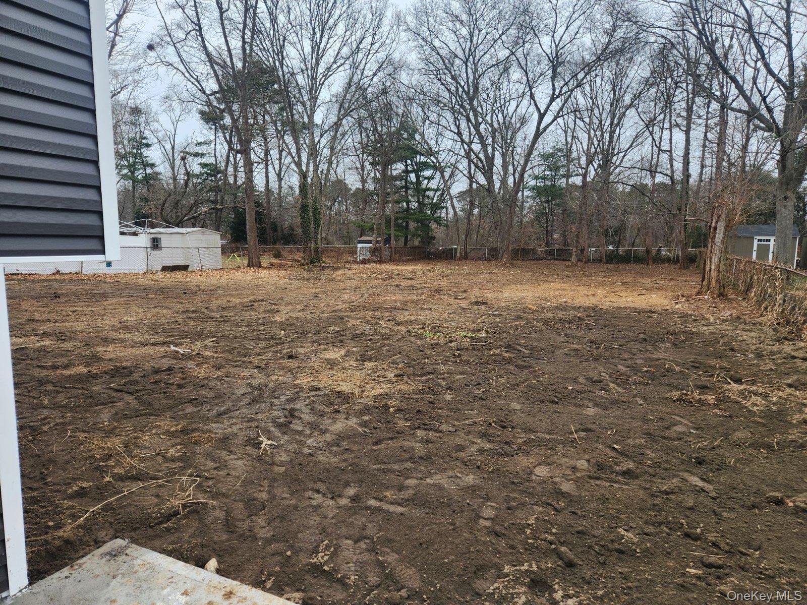 #17 photo, 1550 N Gardiner Drive, サフォーク郡 Bay Shore , NY 11706