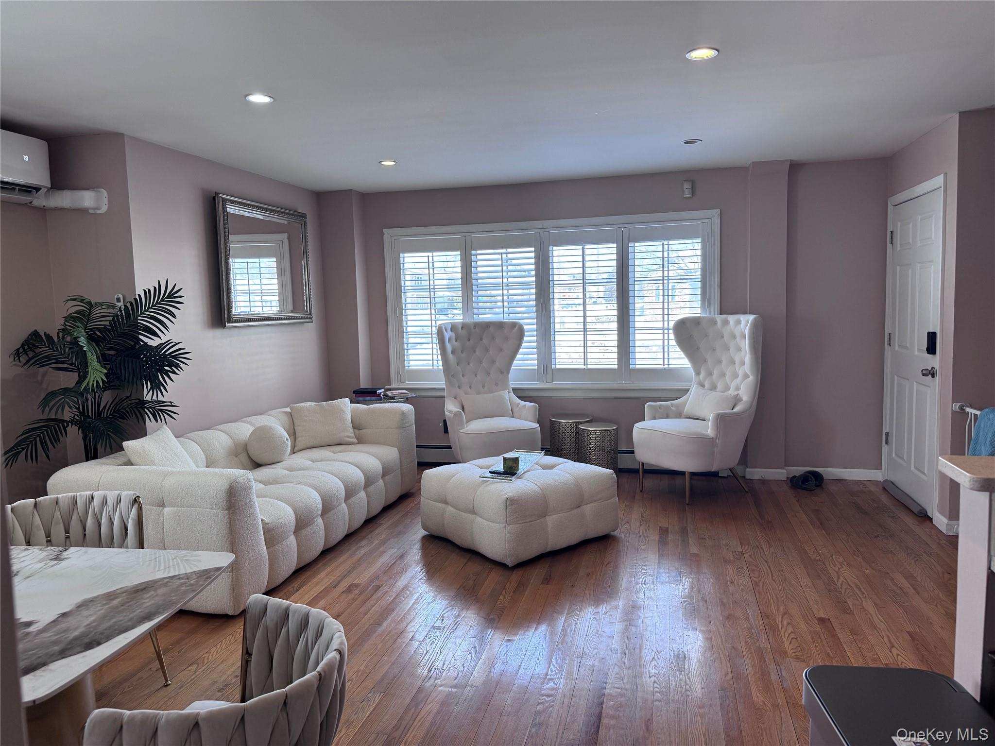 #2 photo, 22904 147th Avenue, クイーンズ区 Springfield Gardens , NY 11413