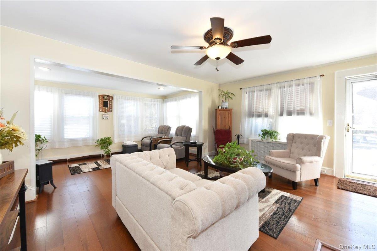 #6 photo, 458 Pennsylvania Avenue, Нассау ‖ Williston Park , NY 11596