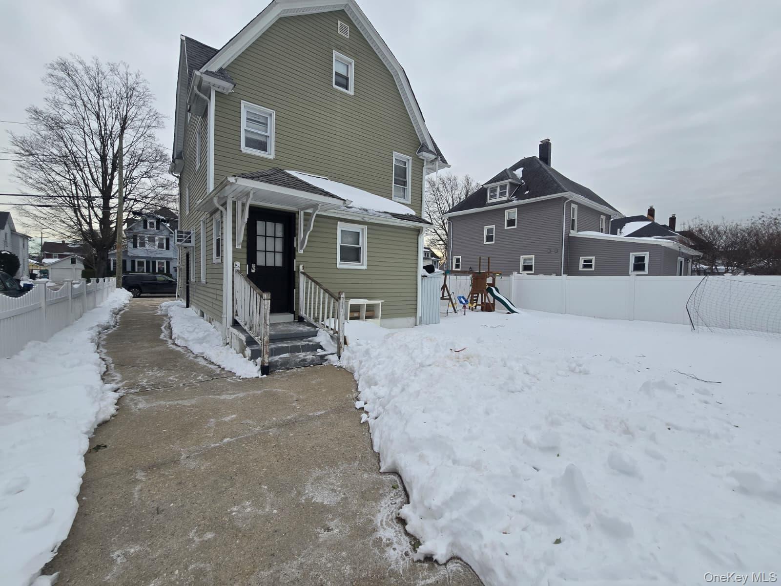 #13 photo, 267 Denton Avenue, ナッソー郡 Lynbrook , NY 11563