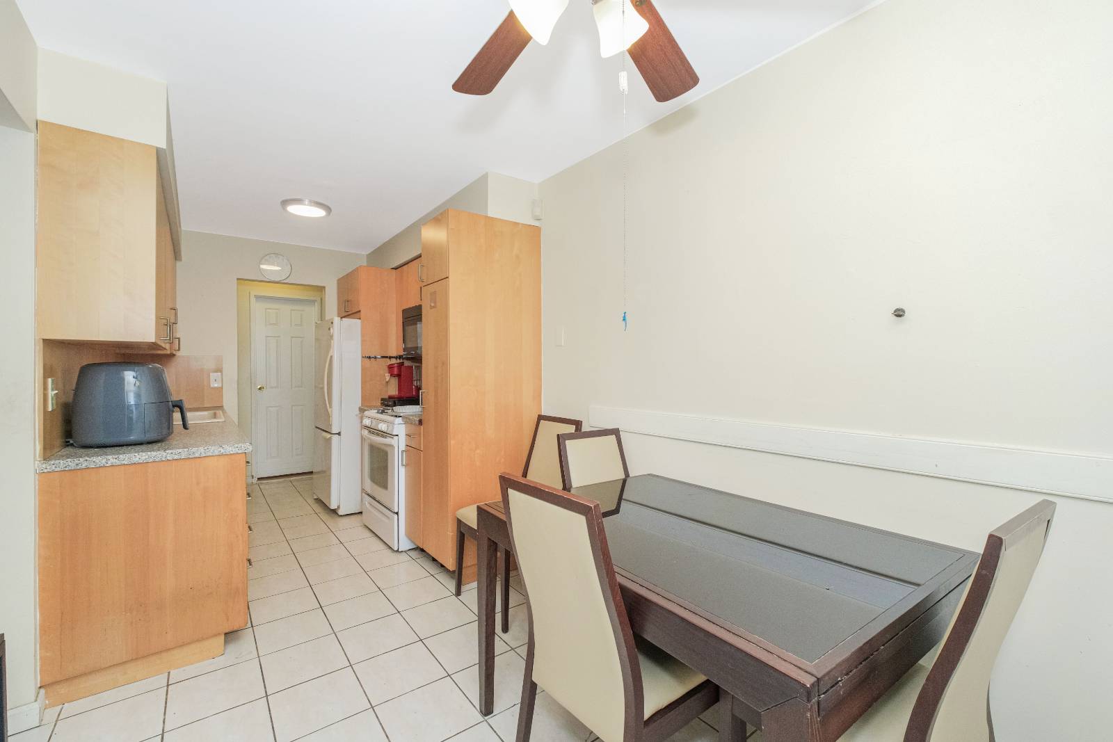 #3 photo, 170 Devon Loop, #4, スタテンアイランド Staten Island , NY 10314