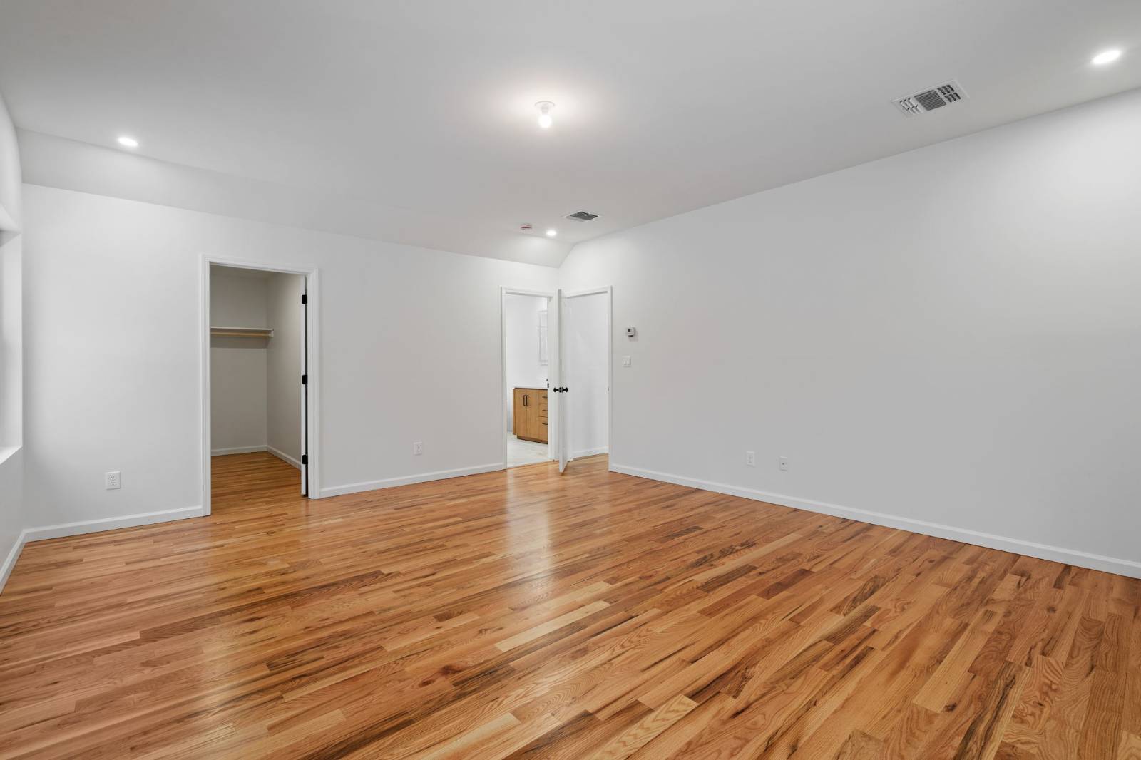 #21 photo, 30 Northern Ave, Walden , NY 12586